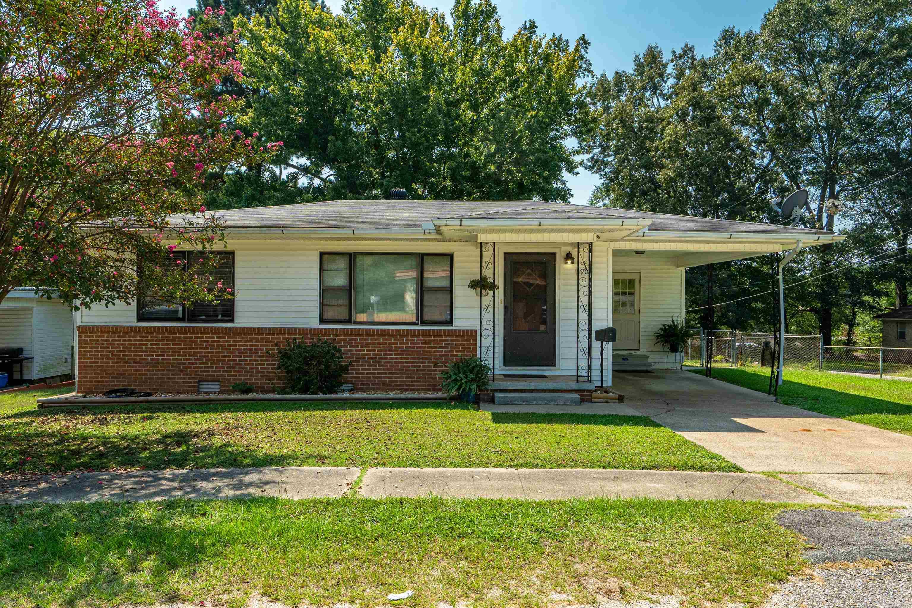 1903 Monroe  Malvern, AR