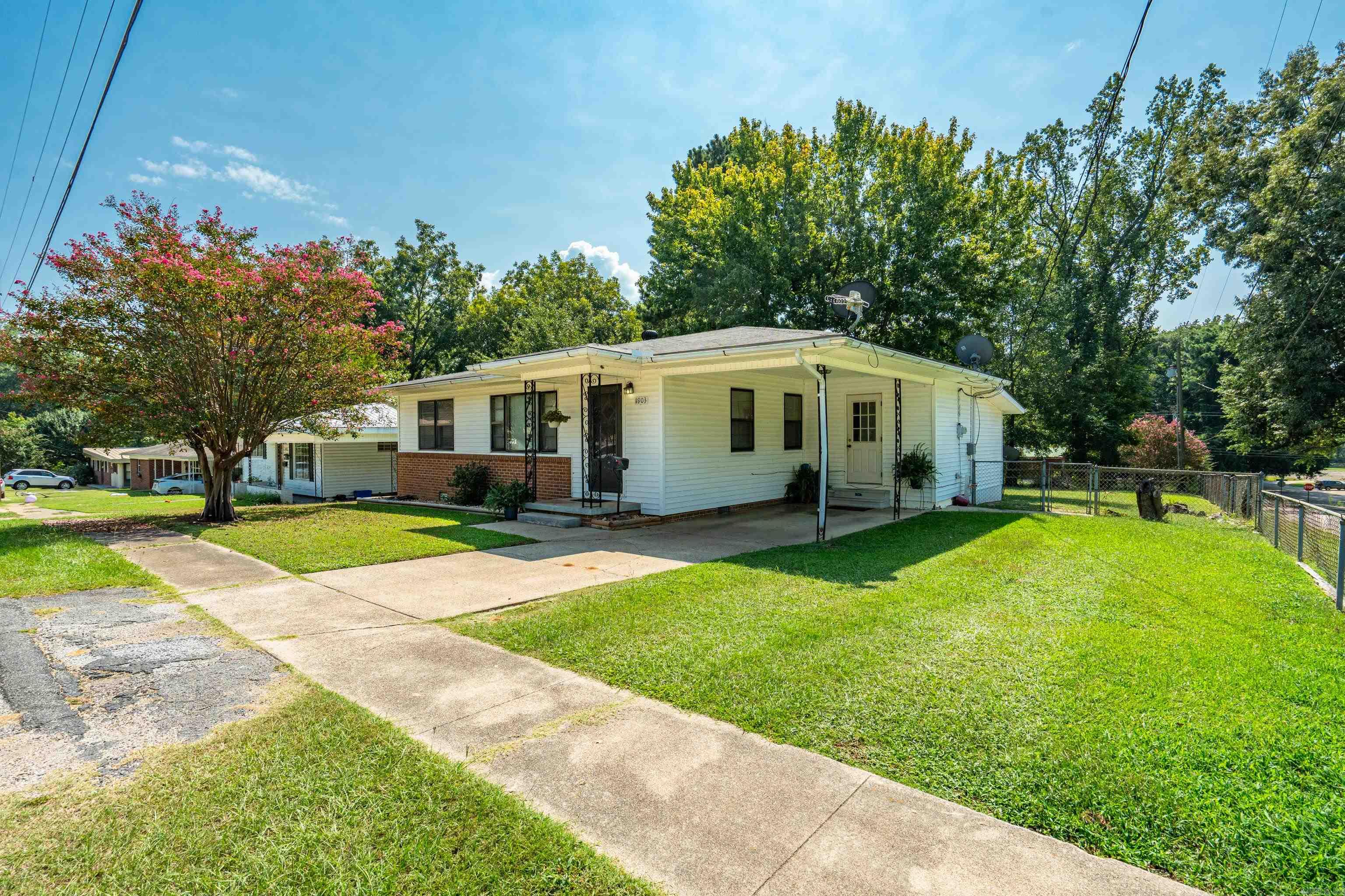 1903 Monroe  Malvern, AR