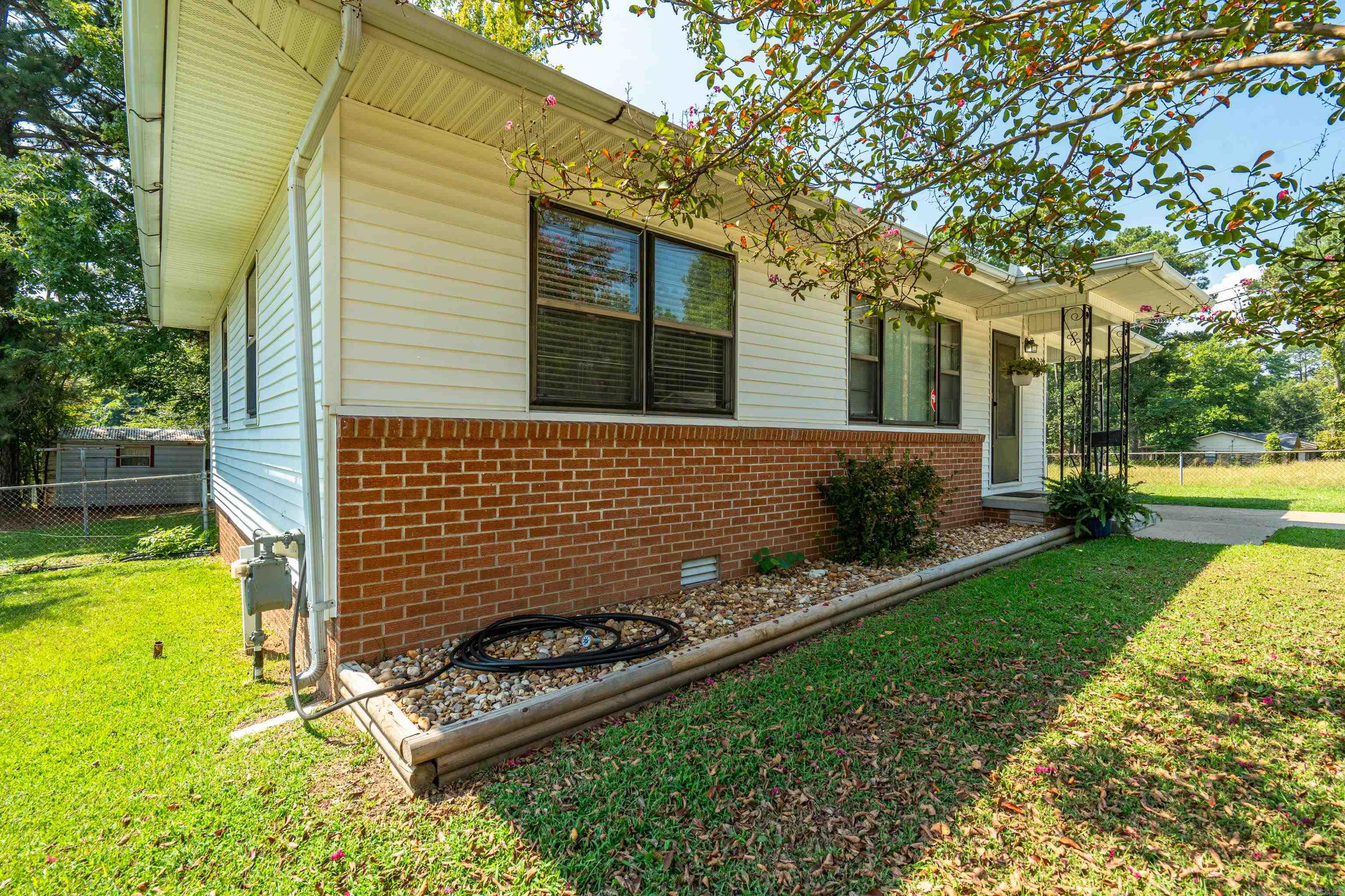 1903 Monroe  Malvern, AR