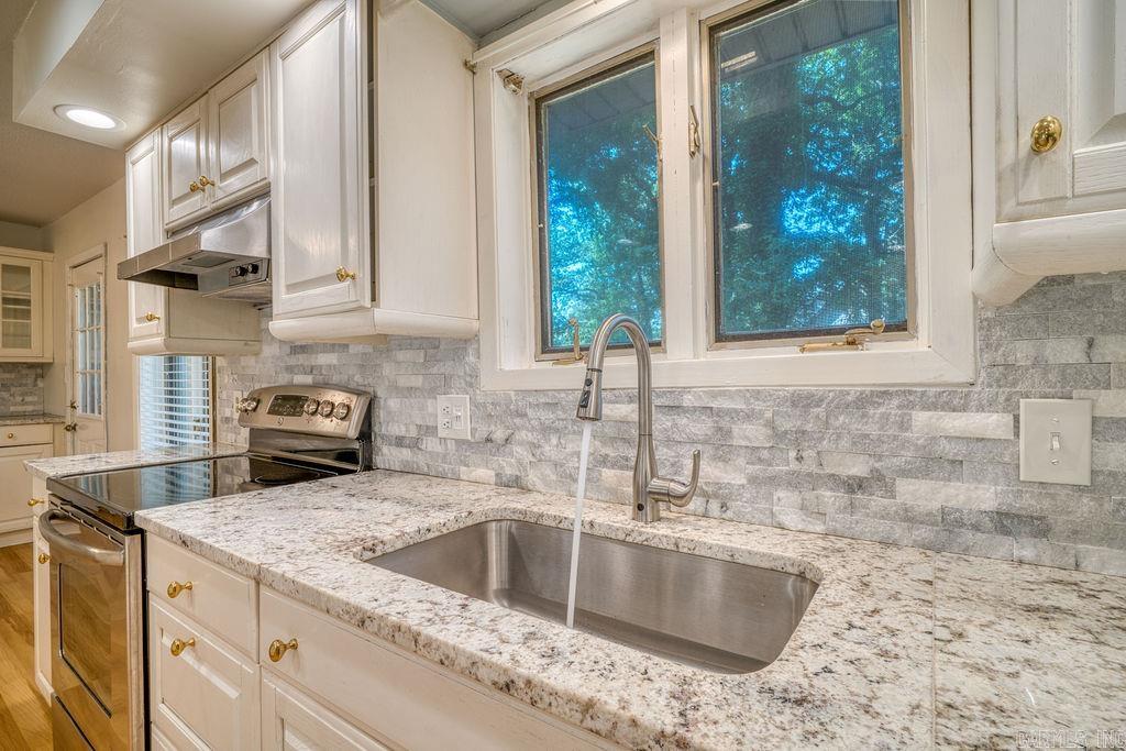 3012 Oakridge  Jonesboro, AR
