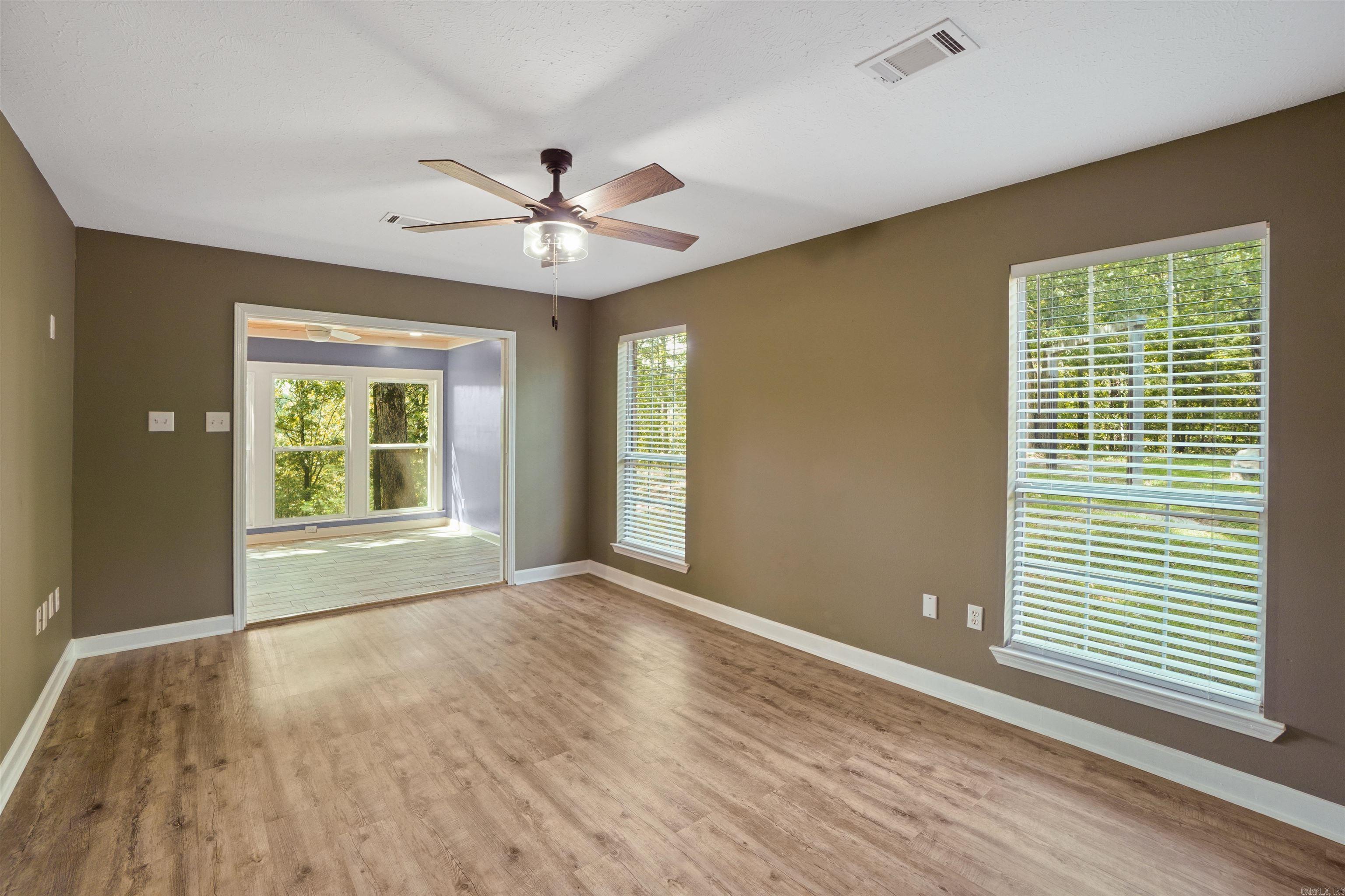 596 W Republican  Greenbrier, AR