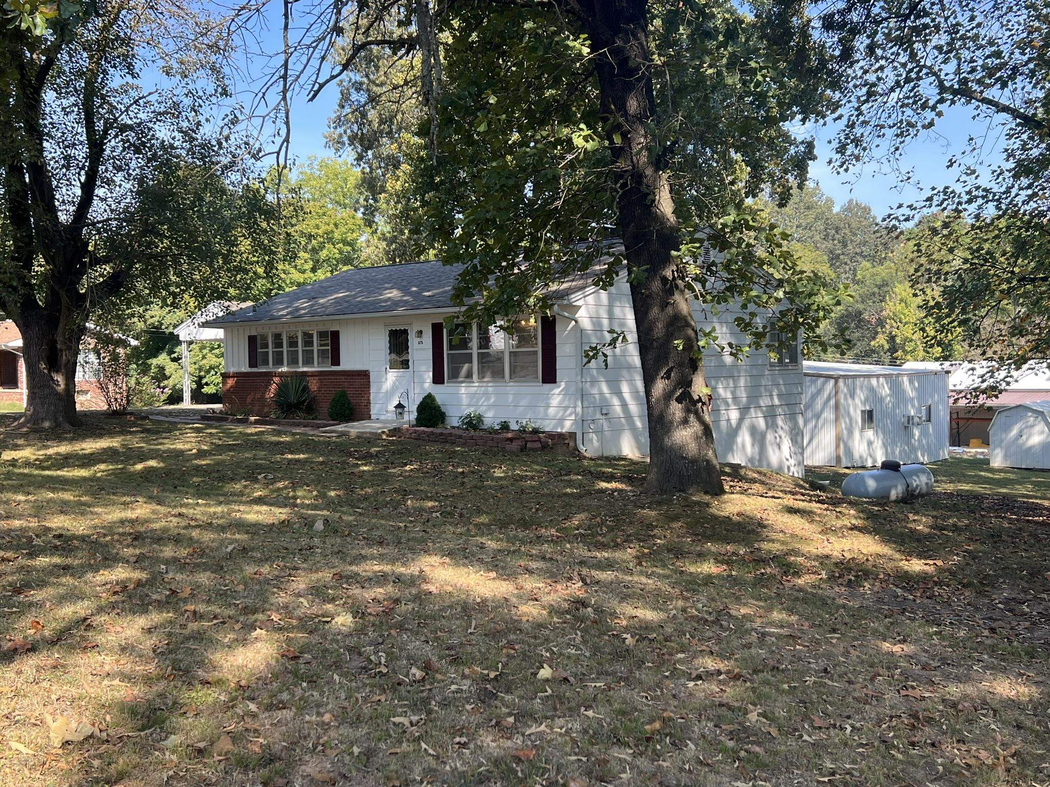 575 Goldsmith  Mammoth Spring, AR