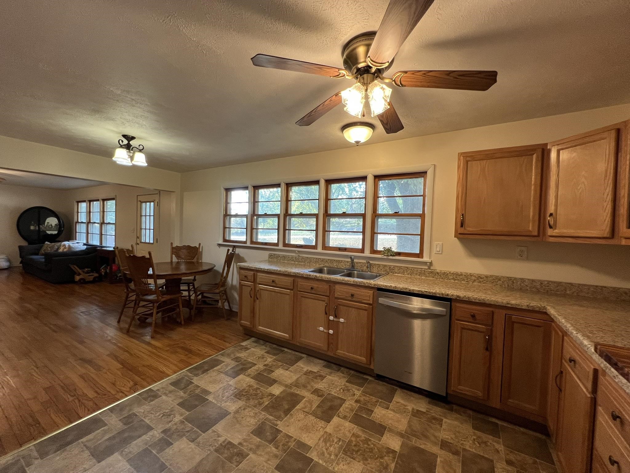 575 Goldsmith  Mammoth Spring, AR