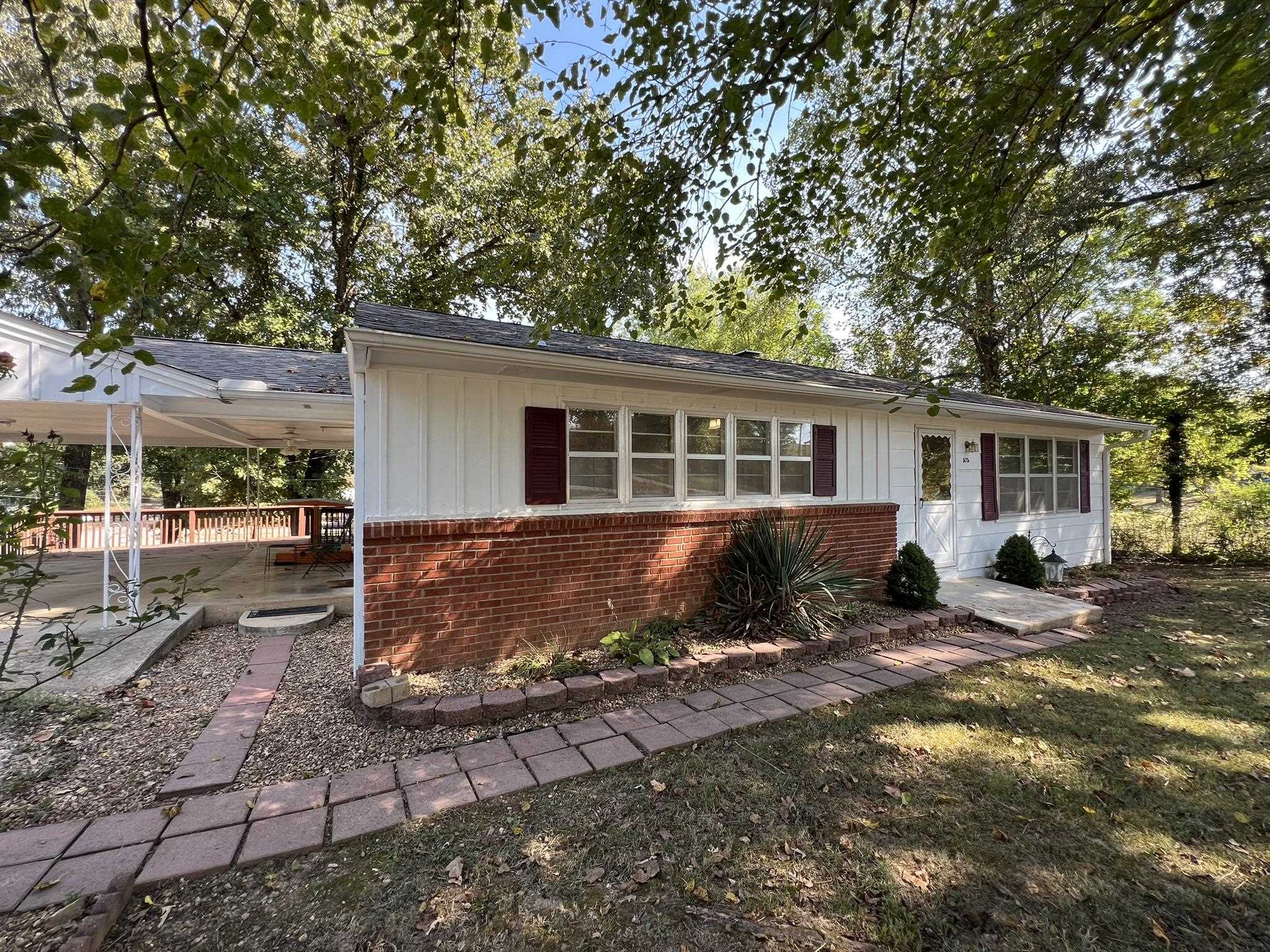 575 Goldsmith  Mammoth Spring, AR