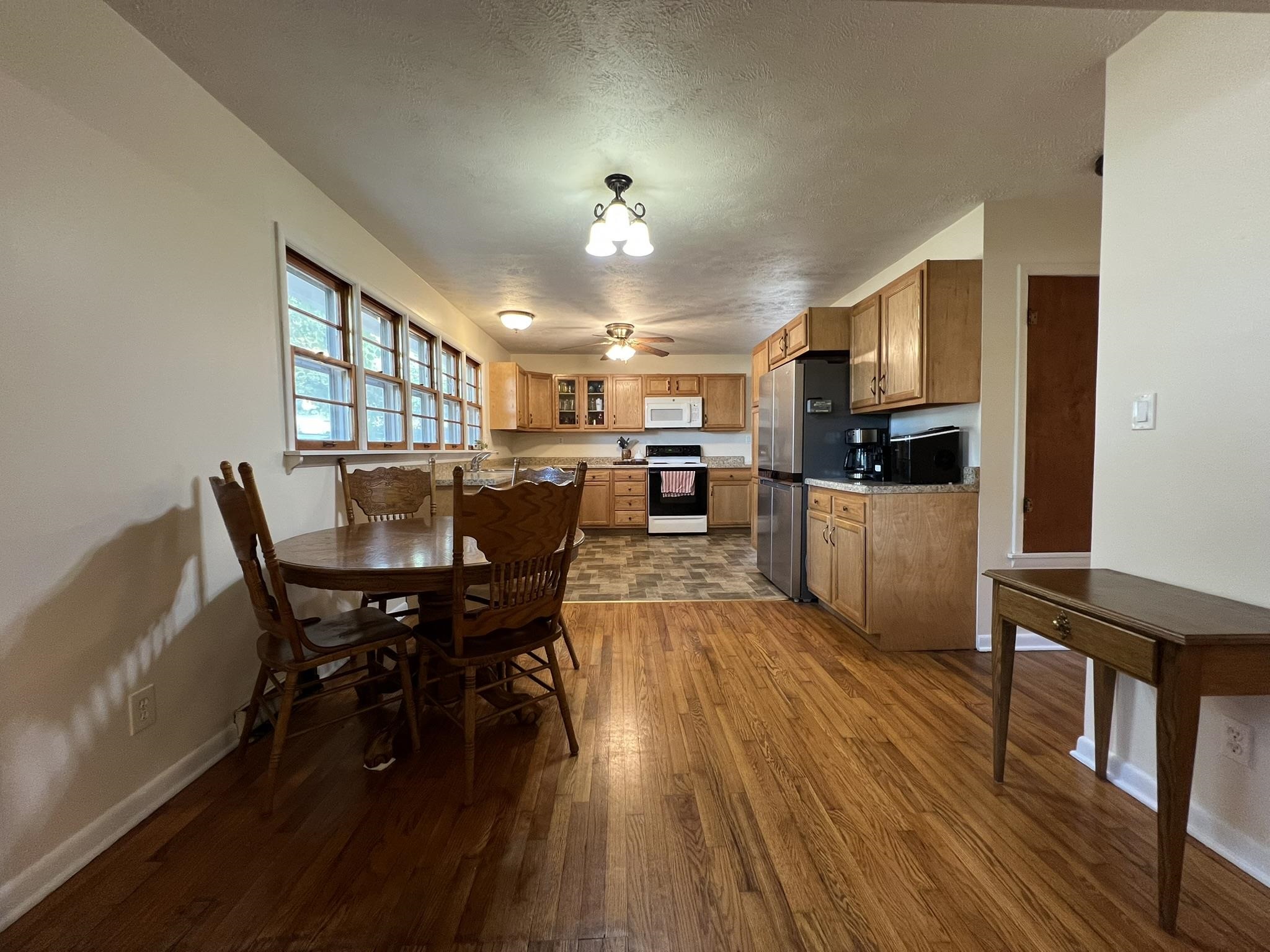 575 Goldsmith  Mammoth Spring, AR