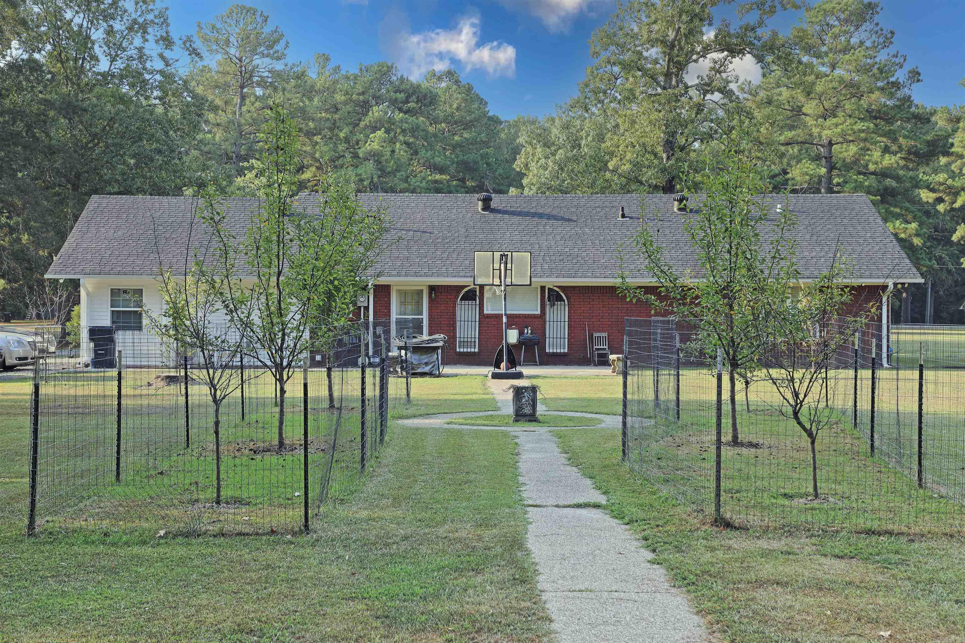 1825 Butram  White Hall, AR