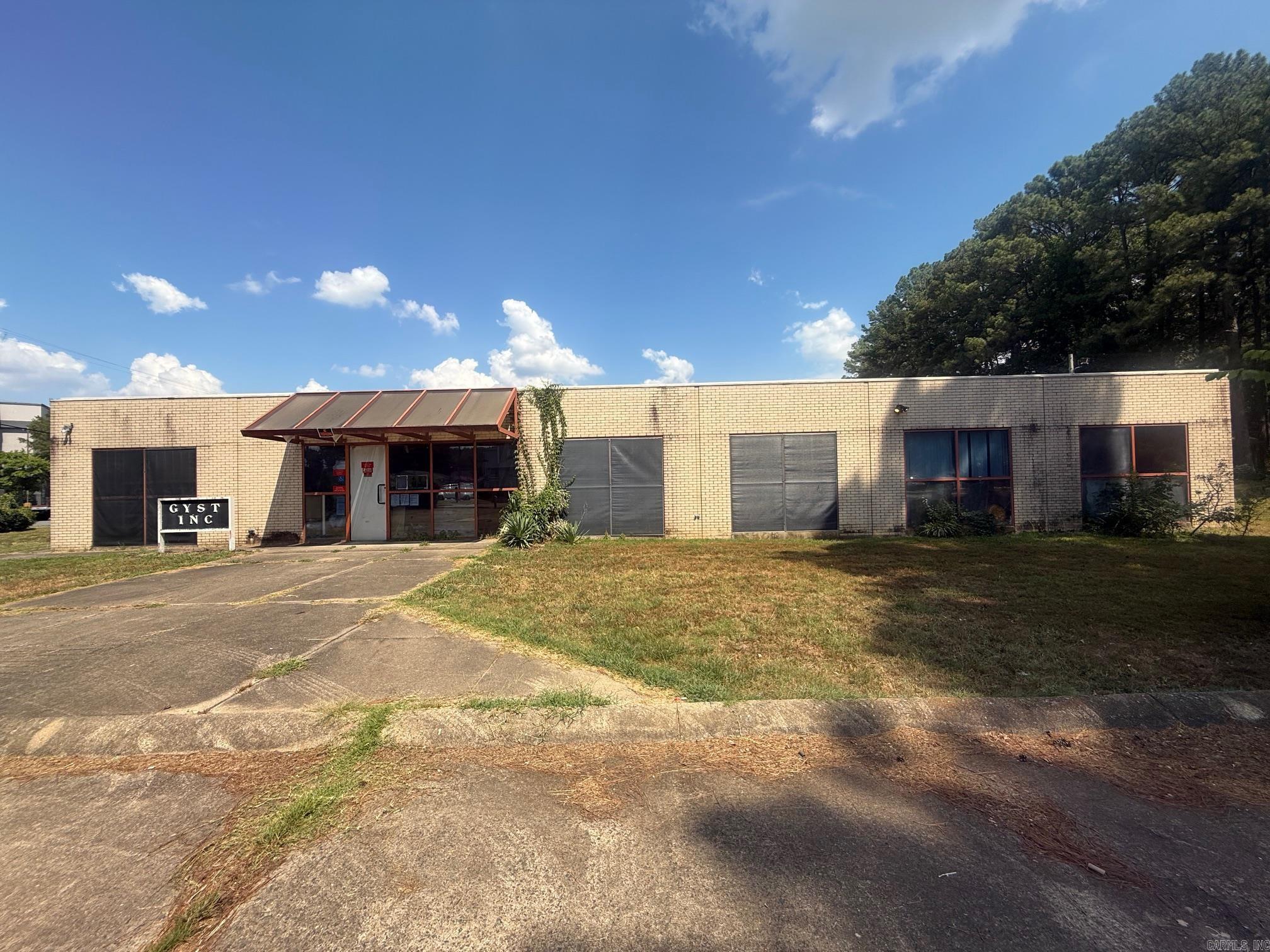 8101 Frenchmans  Little Rock, AR