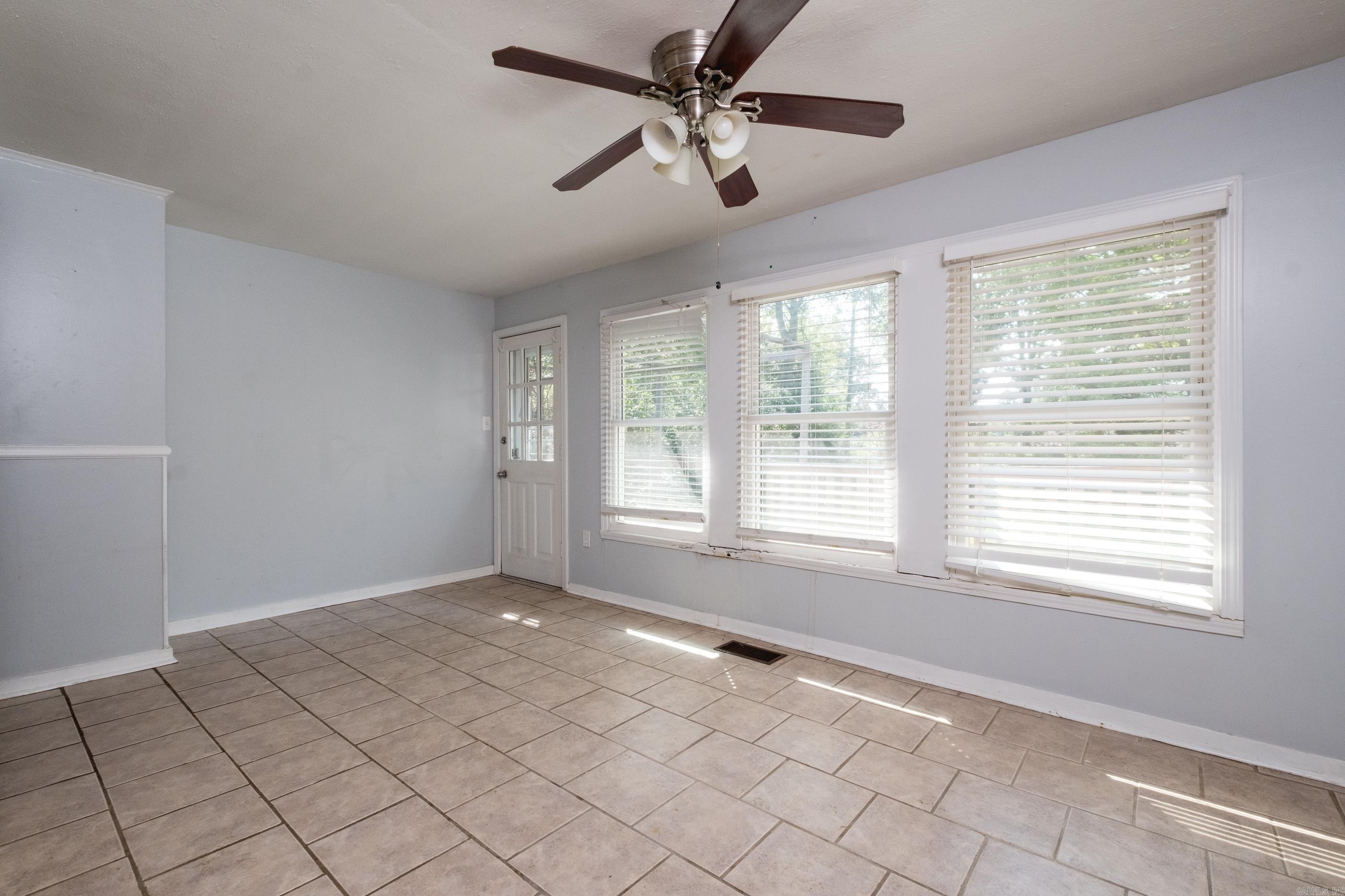 6419 Longwood  Cammack Village, AR