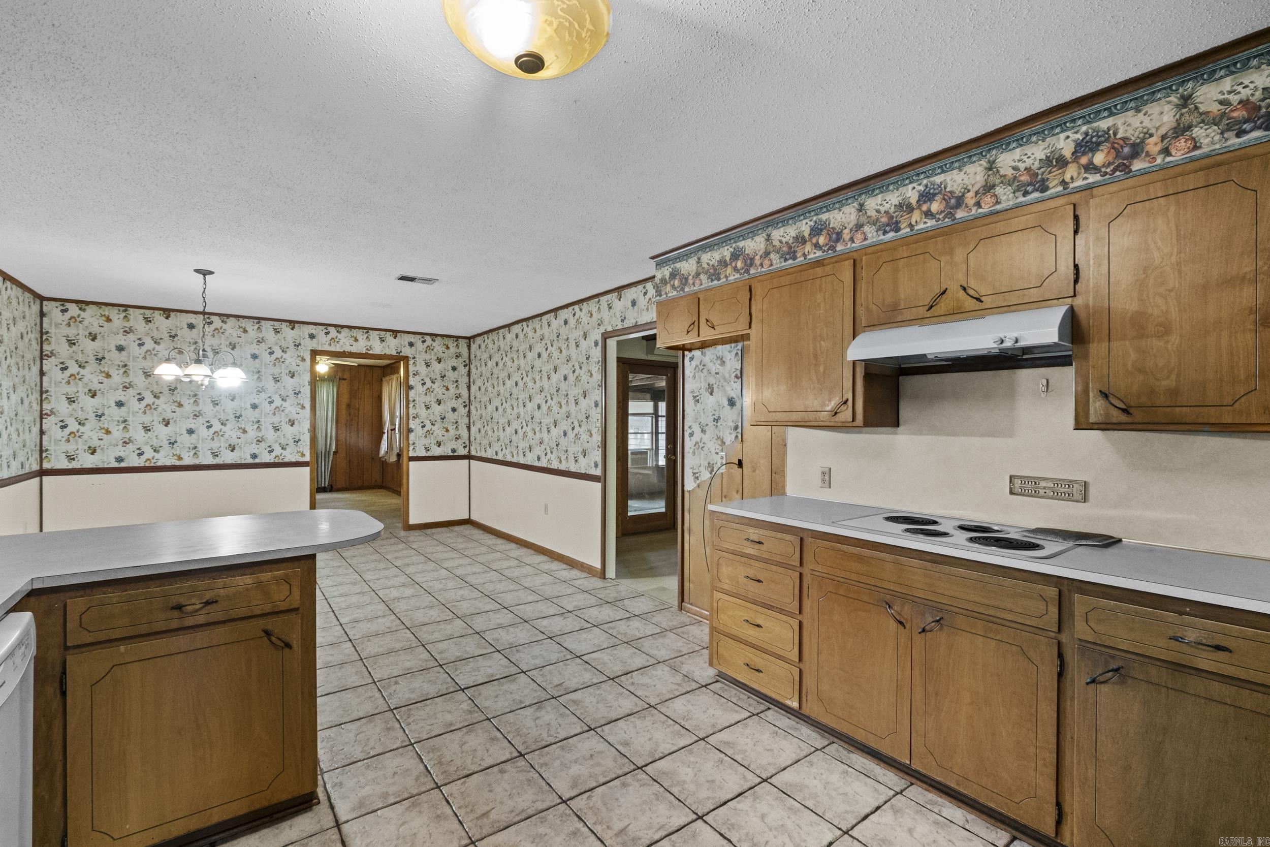 18 Hazelwood  Conway, AR