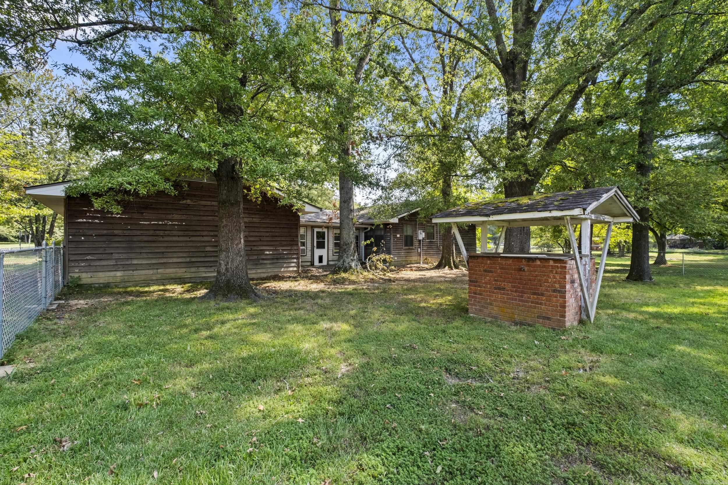 18 Hazelwood  Conway, AR
