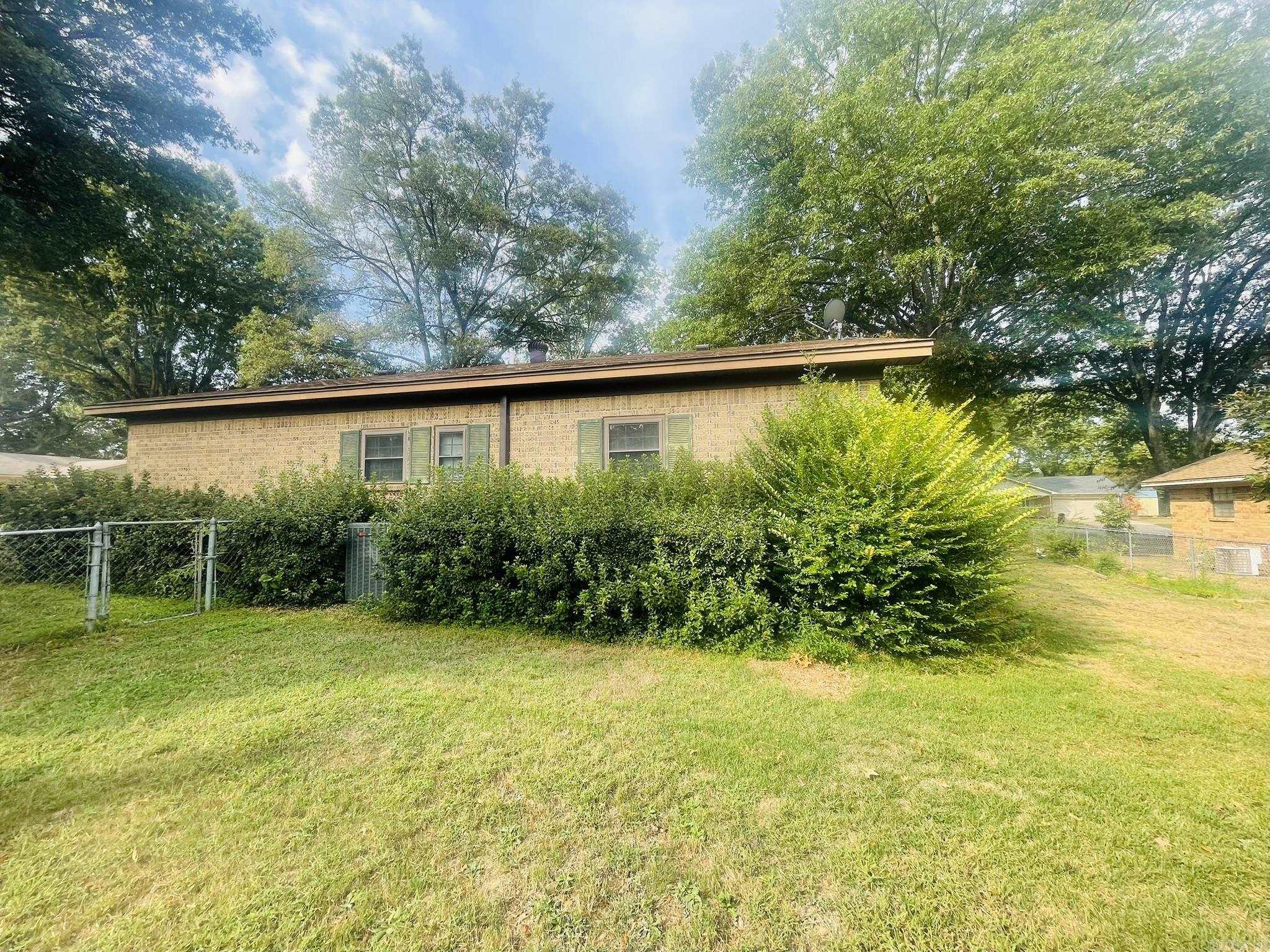 108 Liles Drive  Searcy, AR