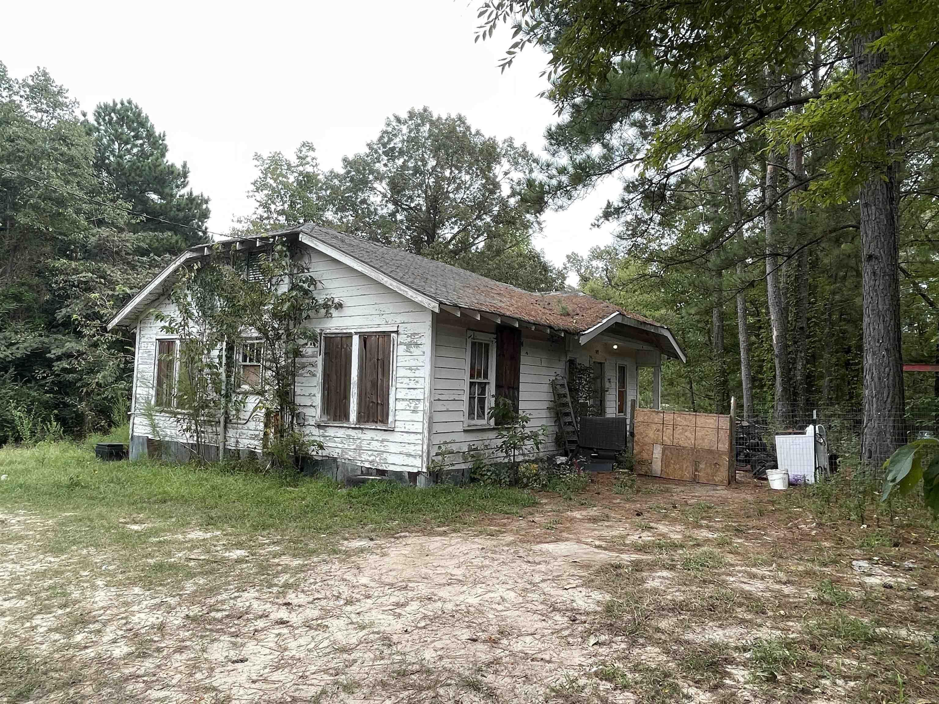 116 Ouachita 504  Camden, AR