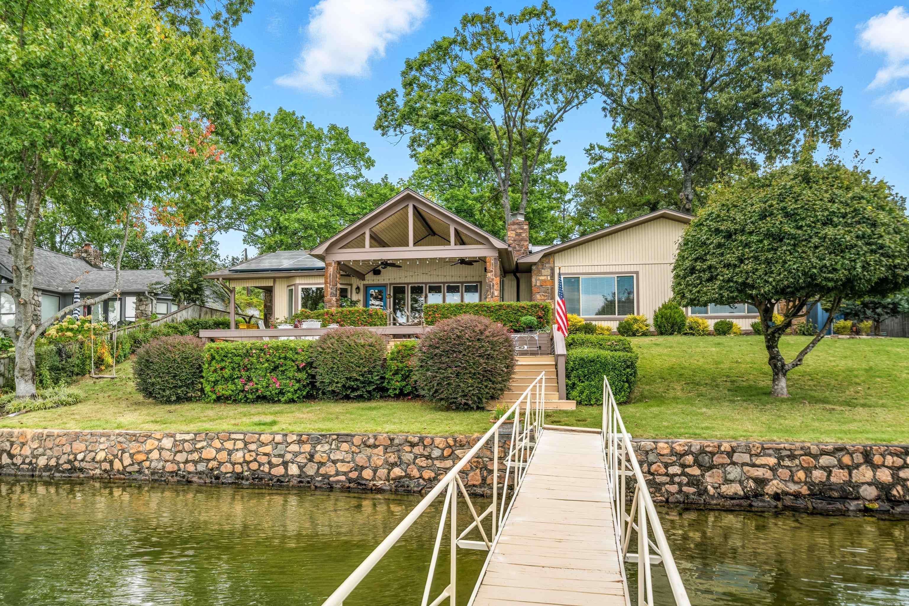 110 Stately Pt  Hot Springs, AR