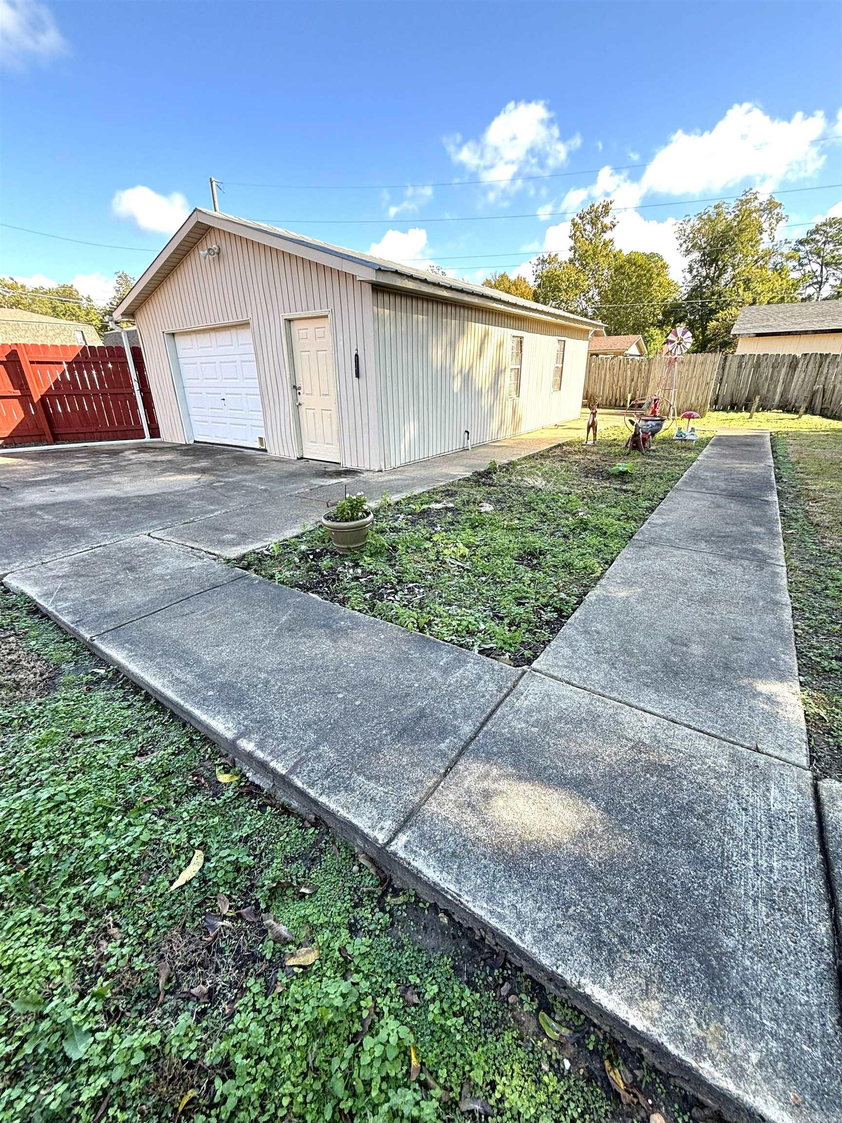 704 Front St S  Wynne, AR