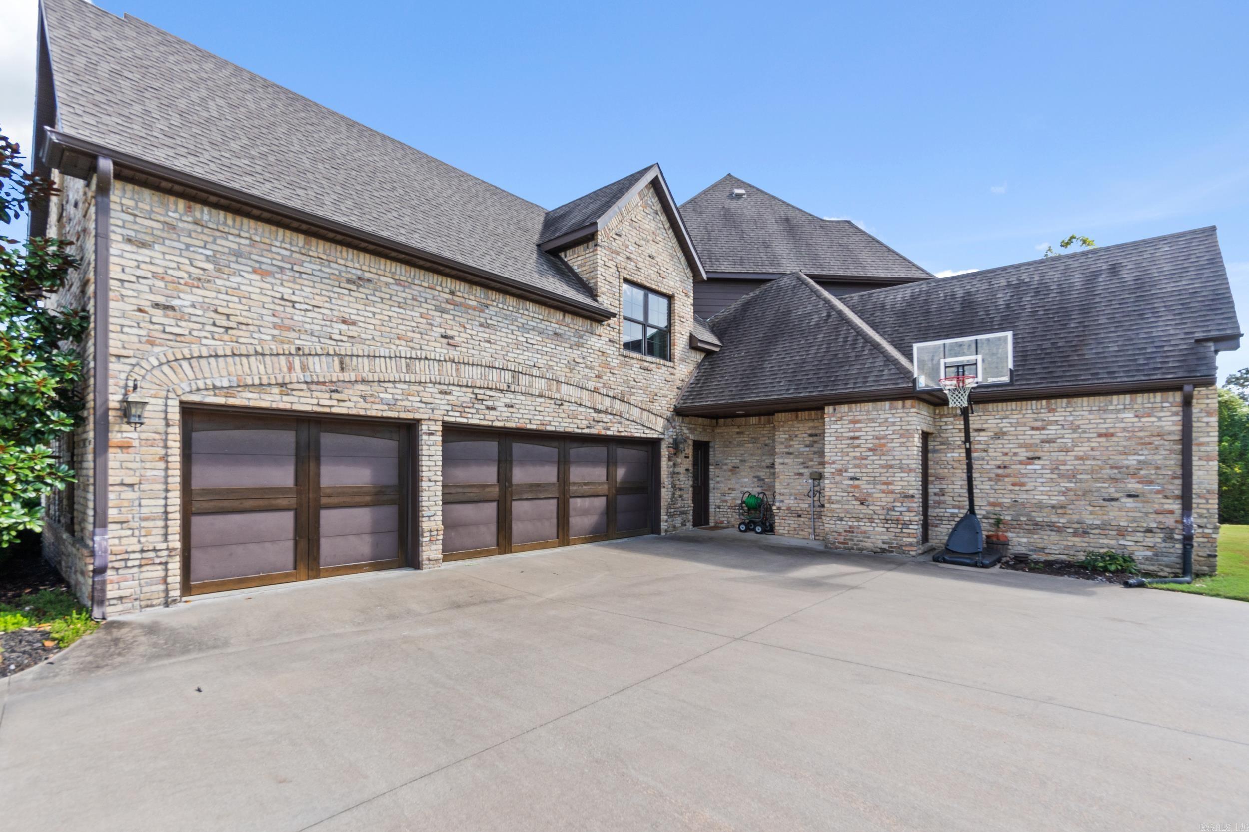 995 Beau Chalet Drive  Bentonville, AR