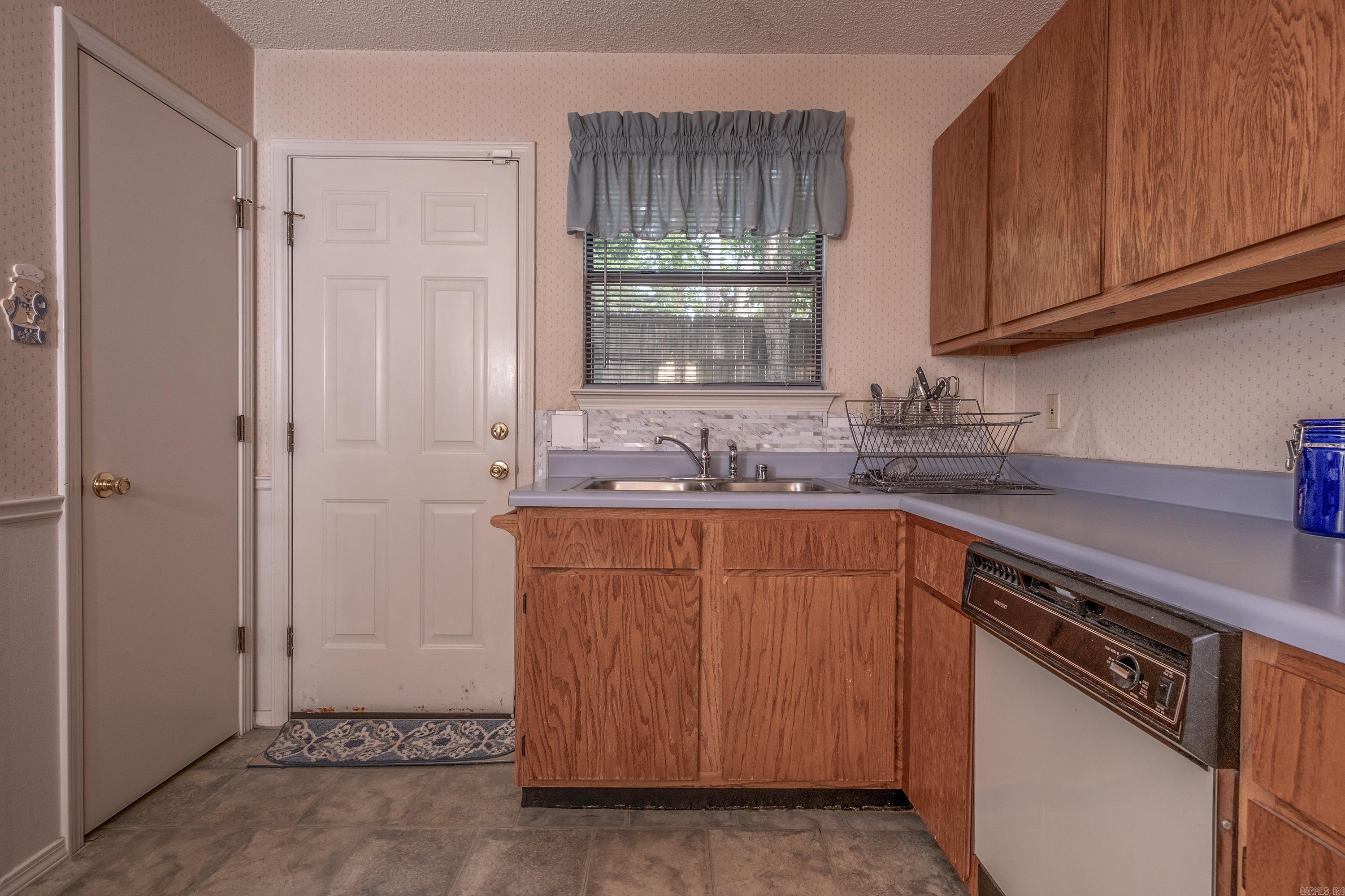  3703 Stonehedge  Little Rock, AR