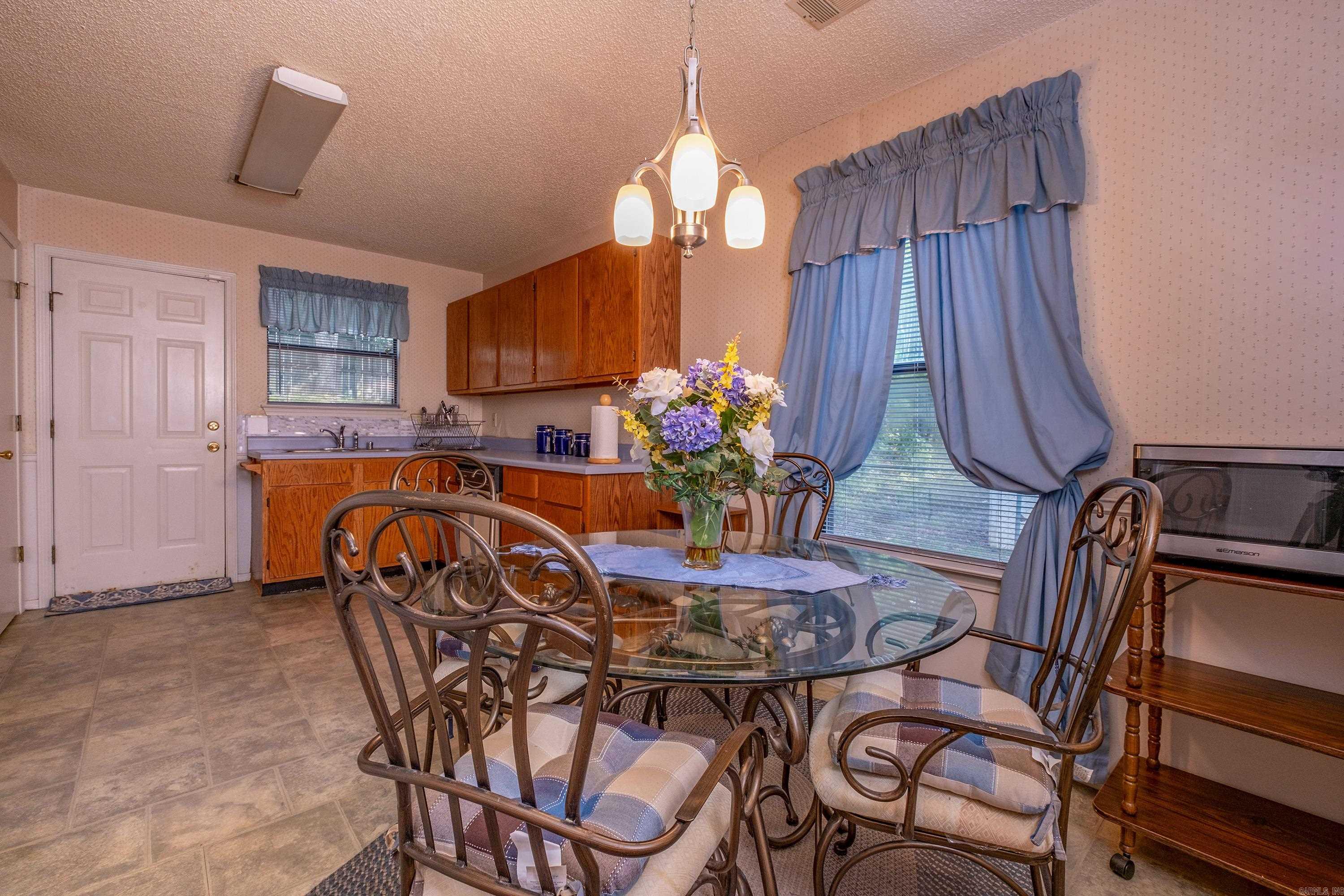  3703 Stonehedge  Little Rock, AR