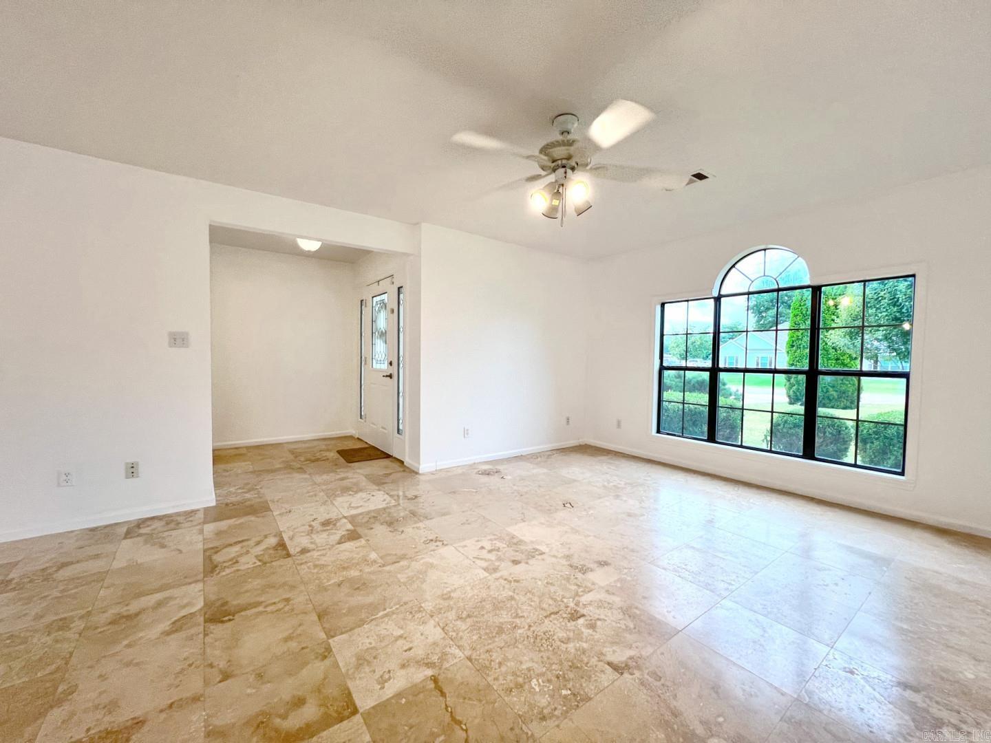 300 Sandusky Dr  Manila, AR