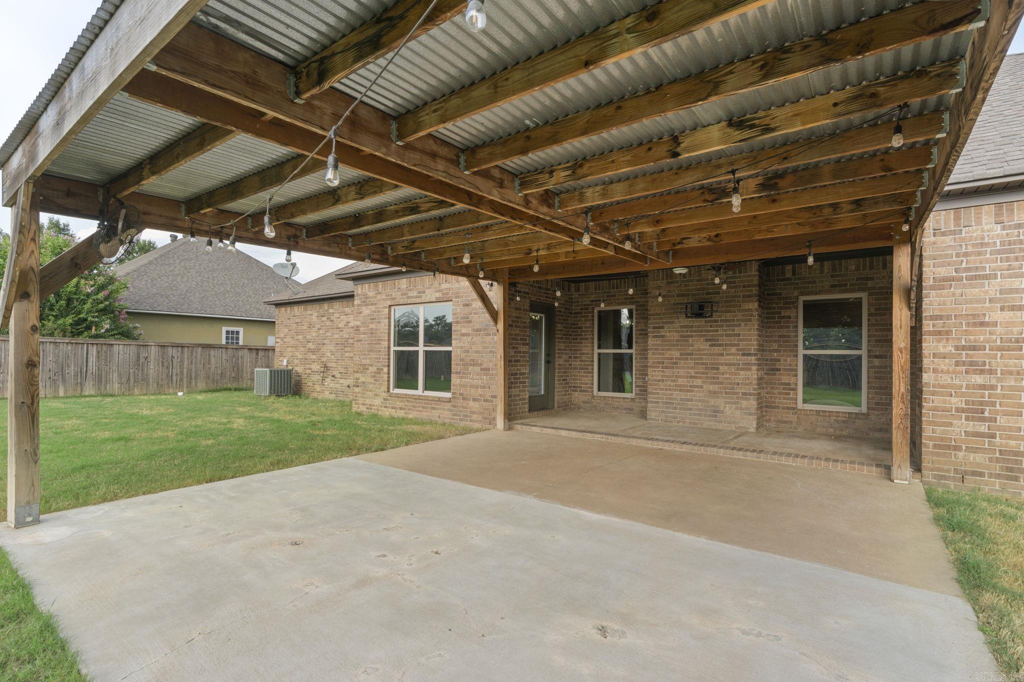 345 Pointe West  Conway, AR
