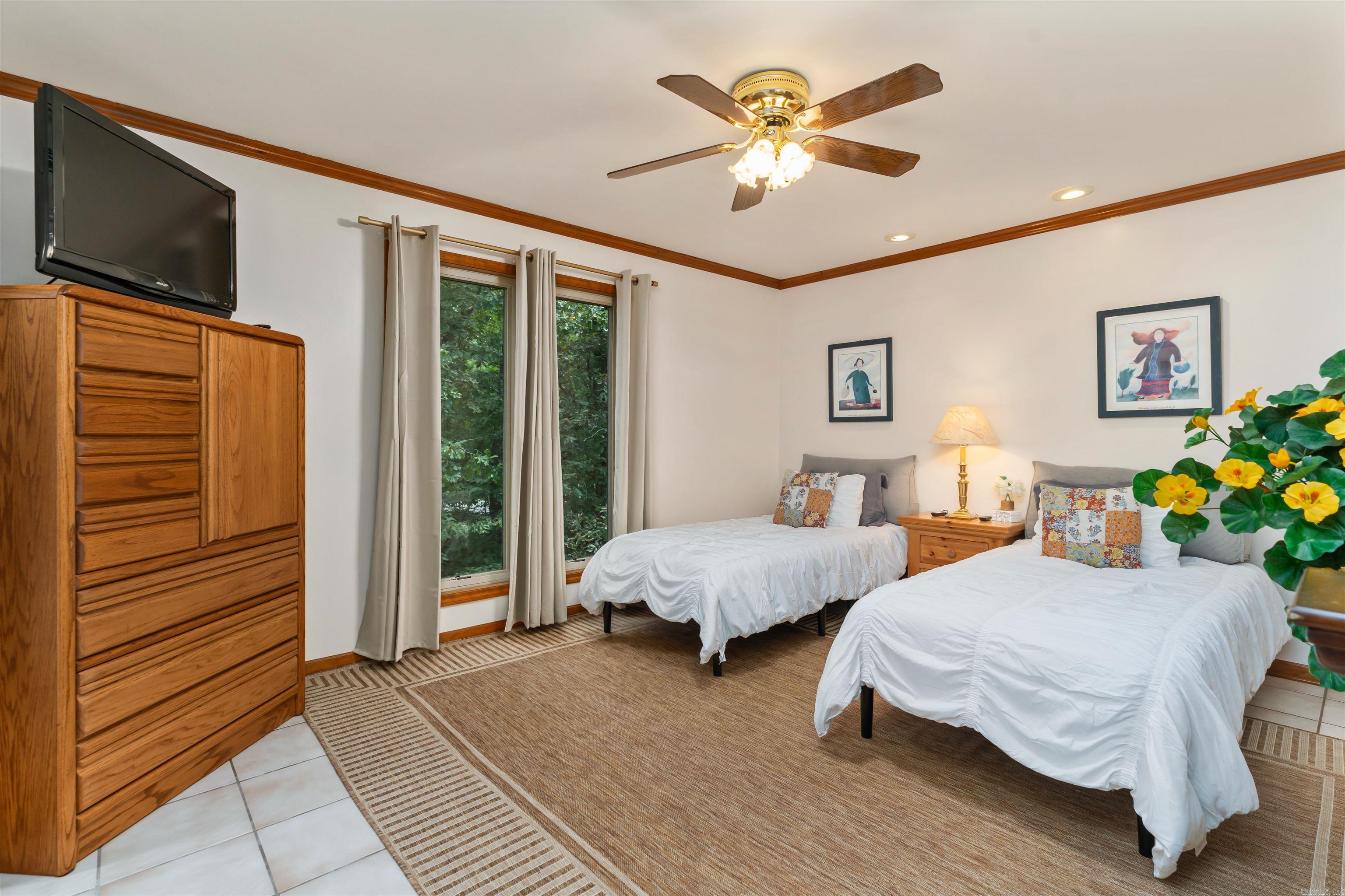 2 Darro  Hot Springs Village, AR