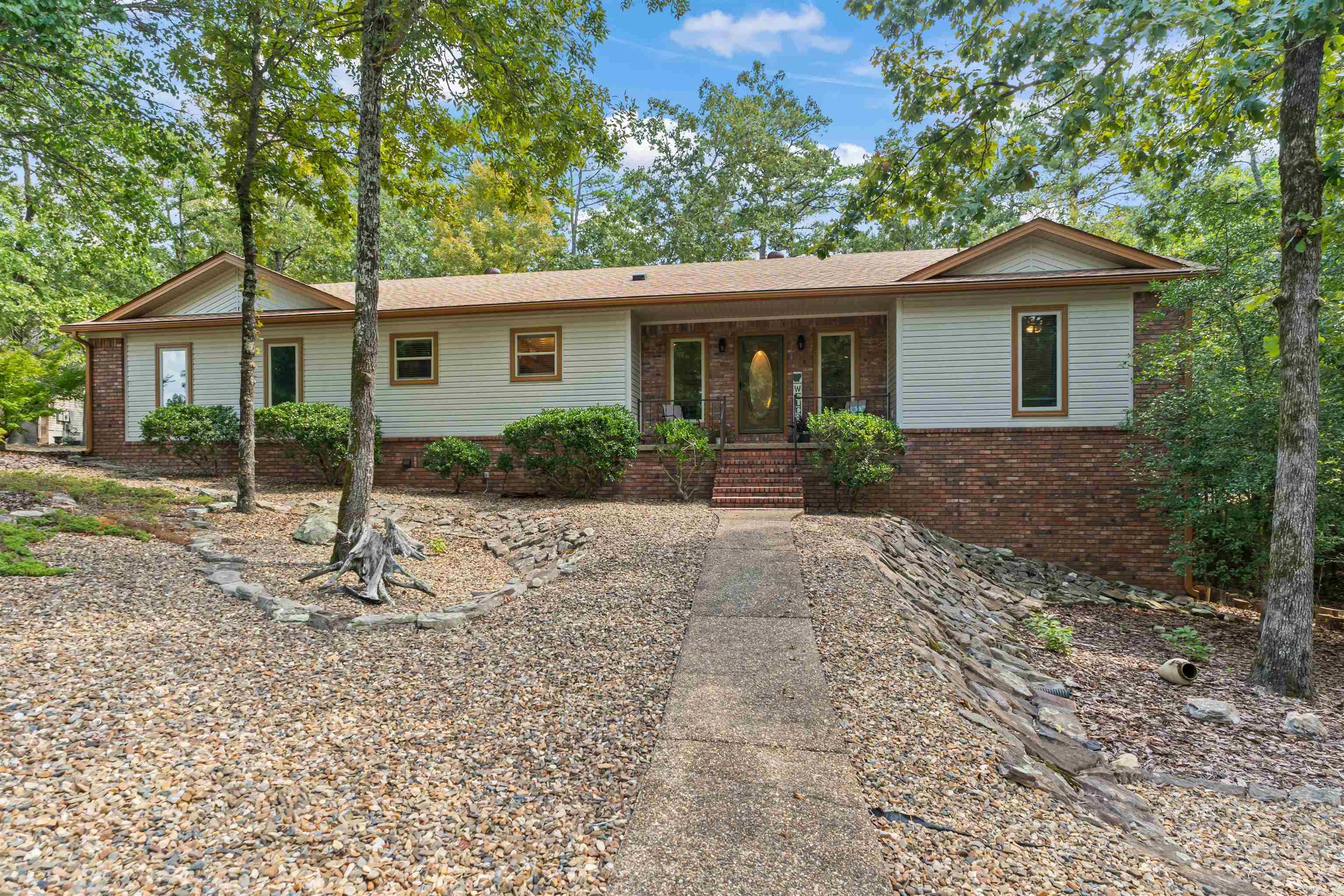 2 Darro  Hot Springs Village, AR