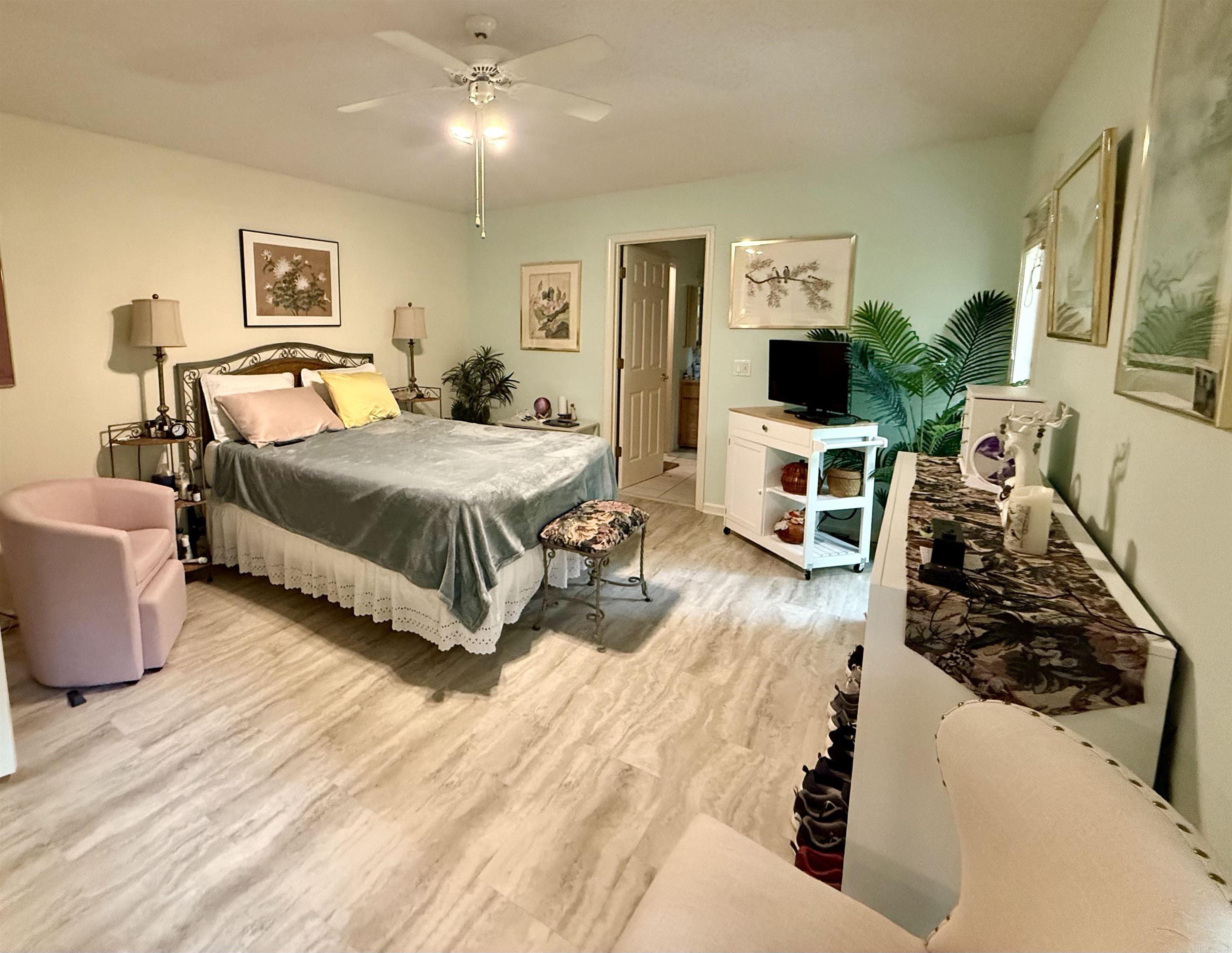 11 Lanza  Hot Springs Village, AR