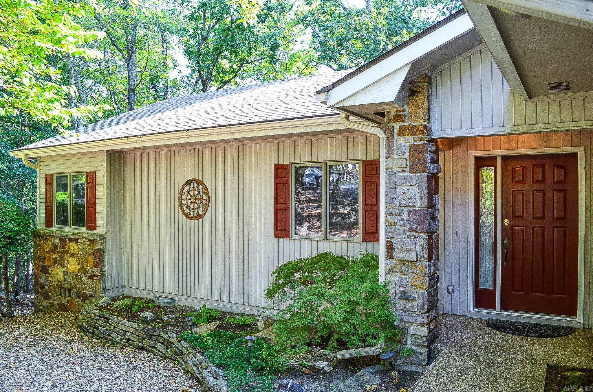 10 Alarcon Way  Hot Springs Village, AR
