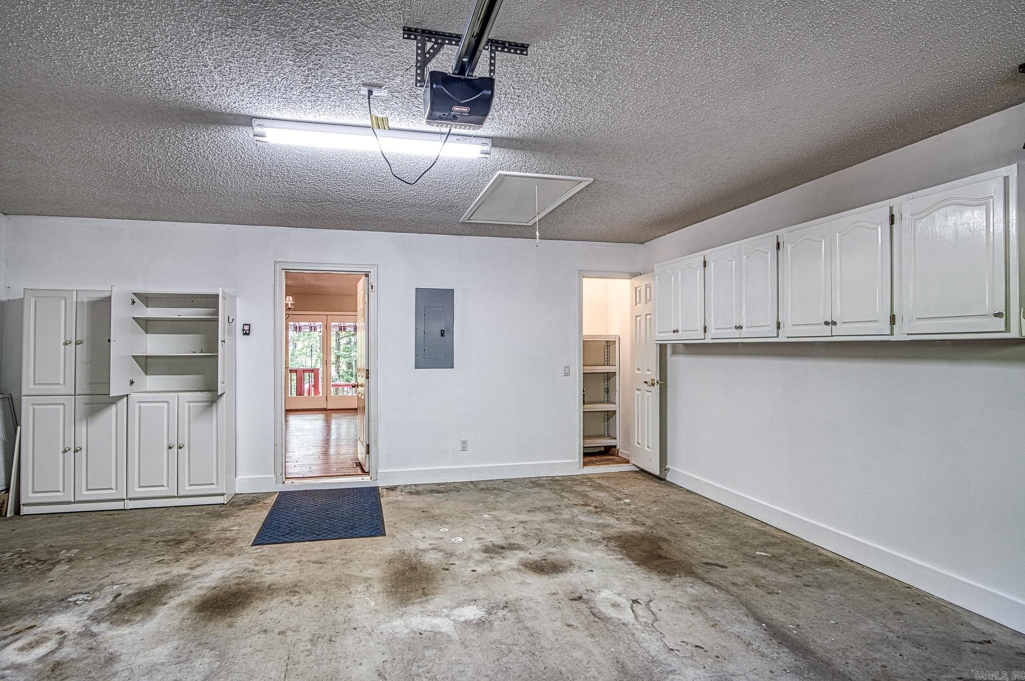 10 Alarcon Way  Hot Springs Village, AR