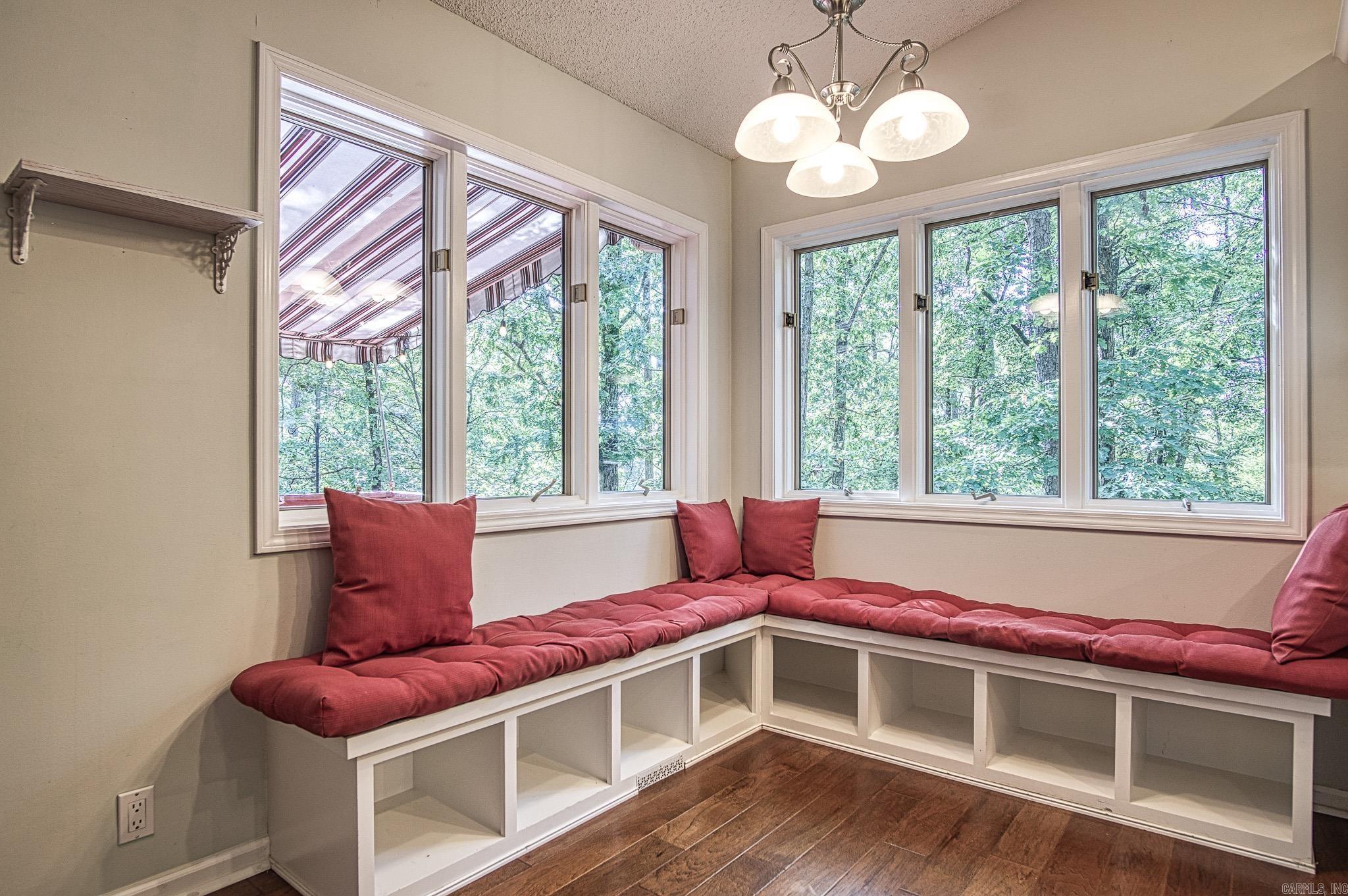 10 Alarcon Way  Hot Springs Village, AR
