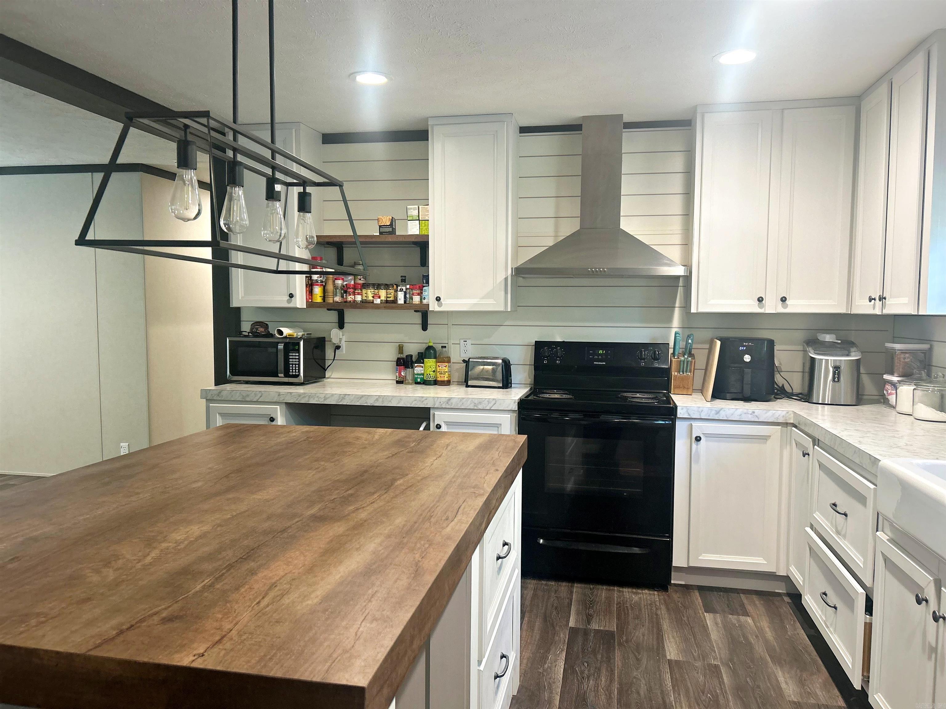 549 Daniel  Bismarck, AR