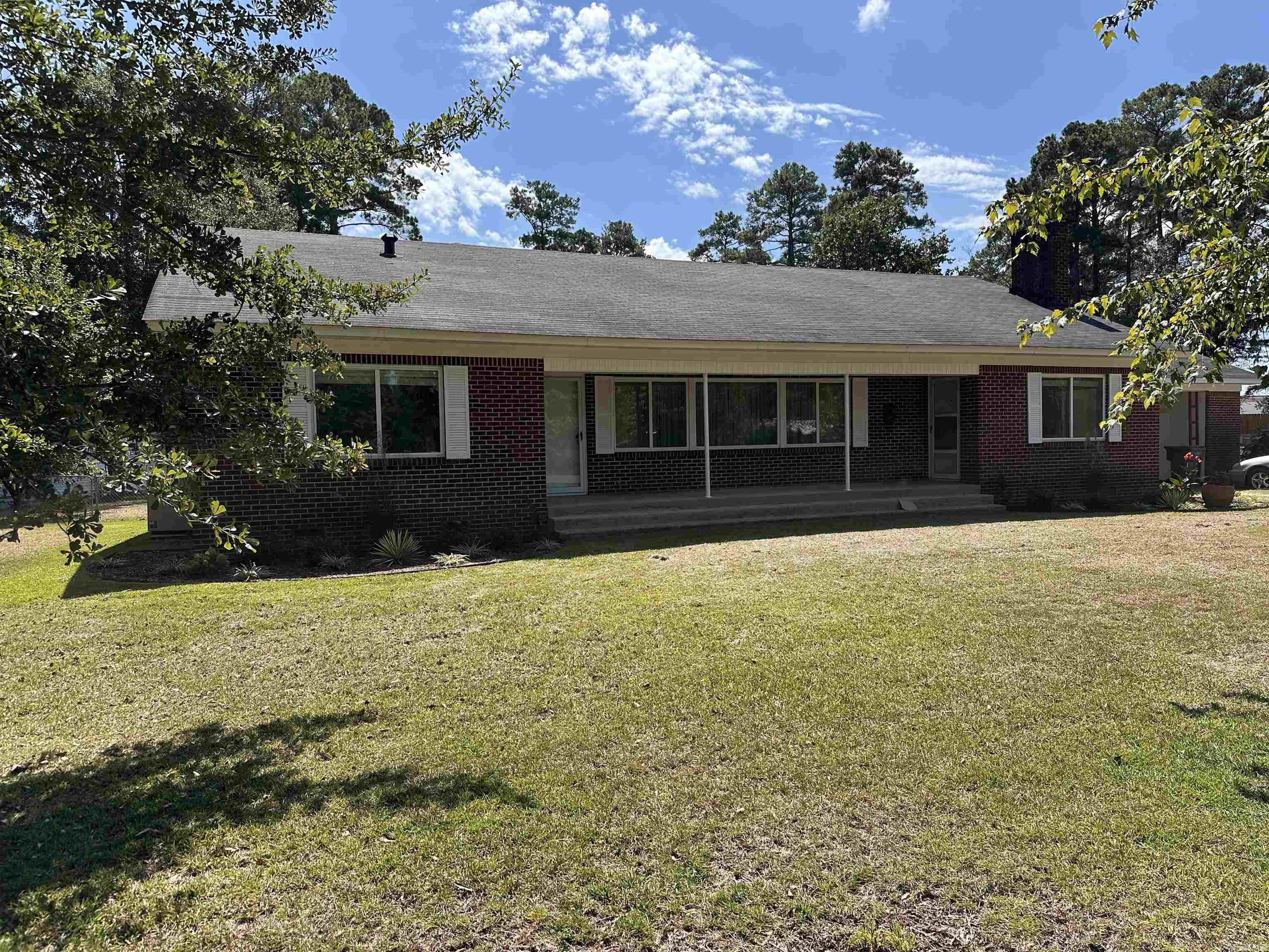 1800 N Dudney  Magnolia, AR