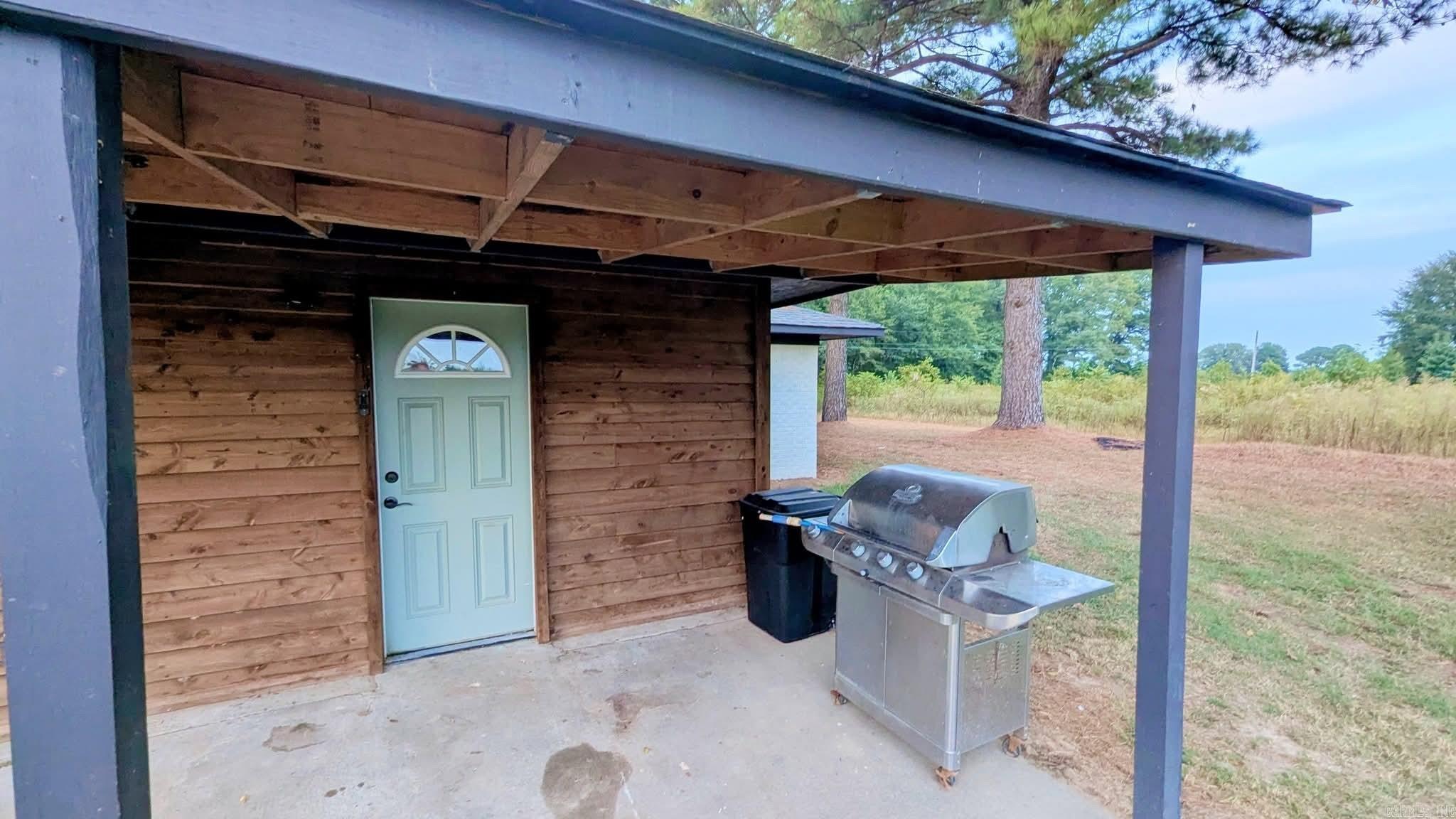 24721 Highway 37 N  Newport, AR