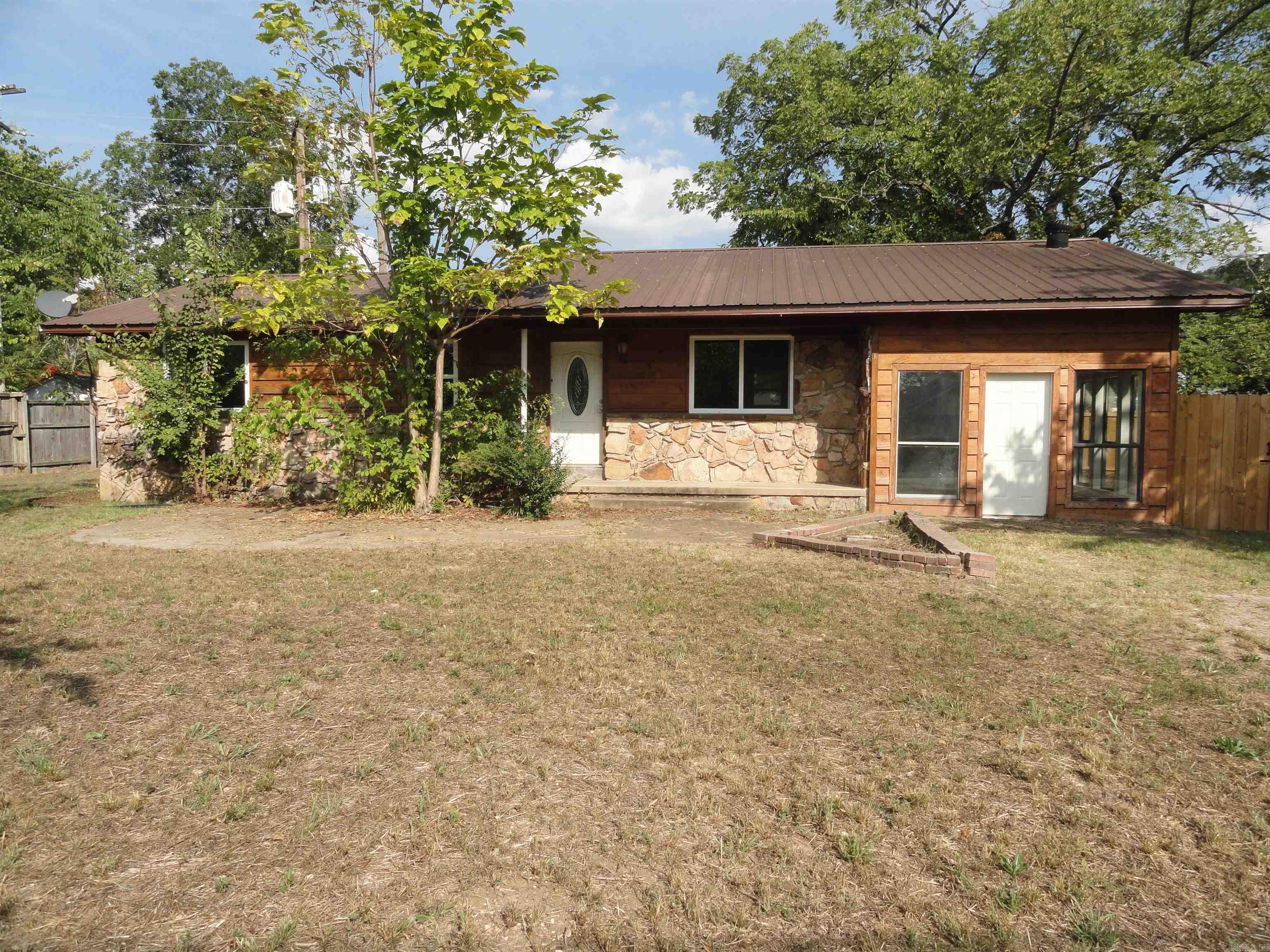 203 Range  Marshall, AR