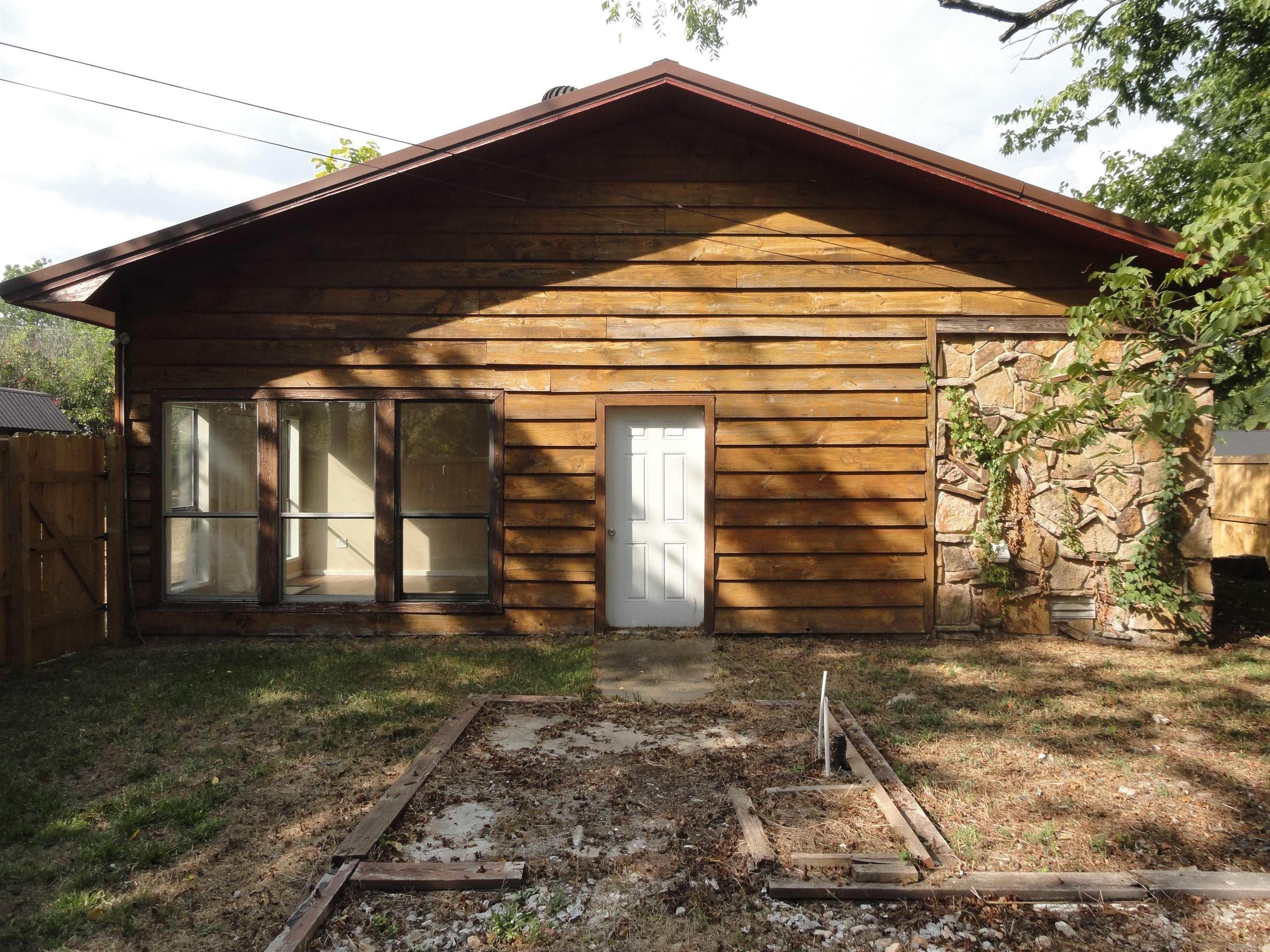 203 Range  Marshall, AR