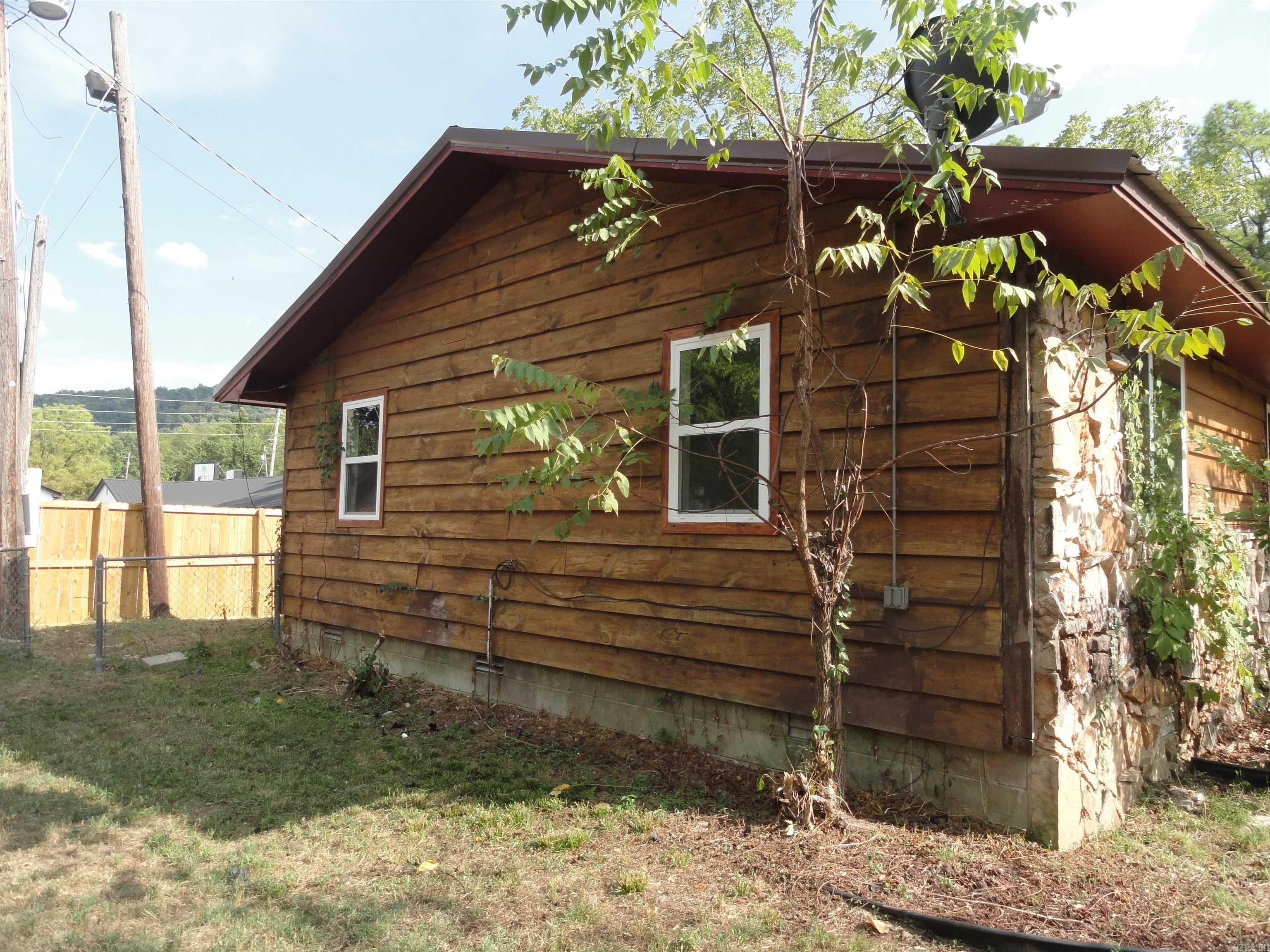 203 Range  Marshall, AR