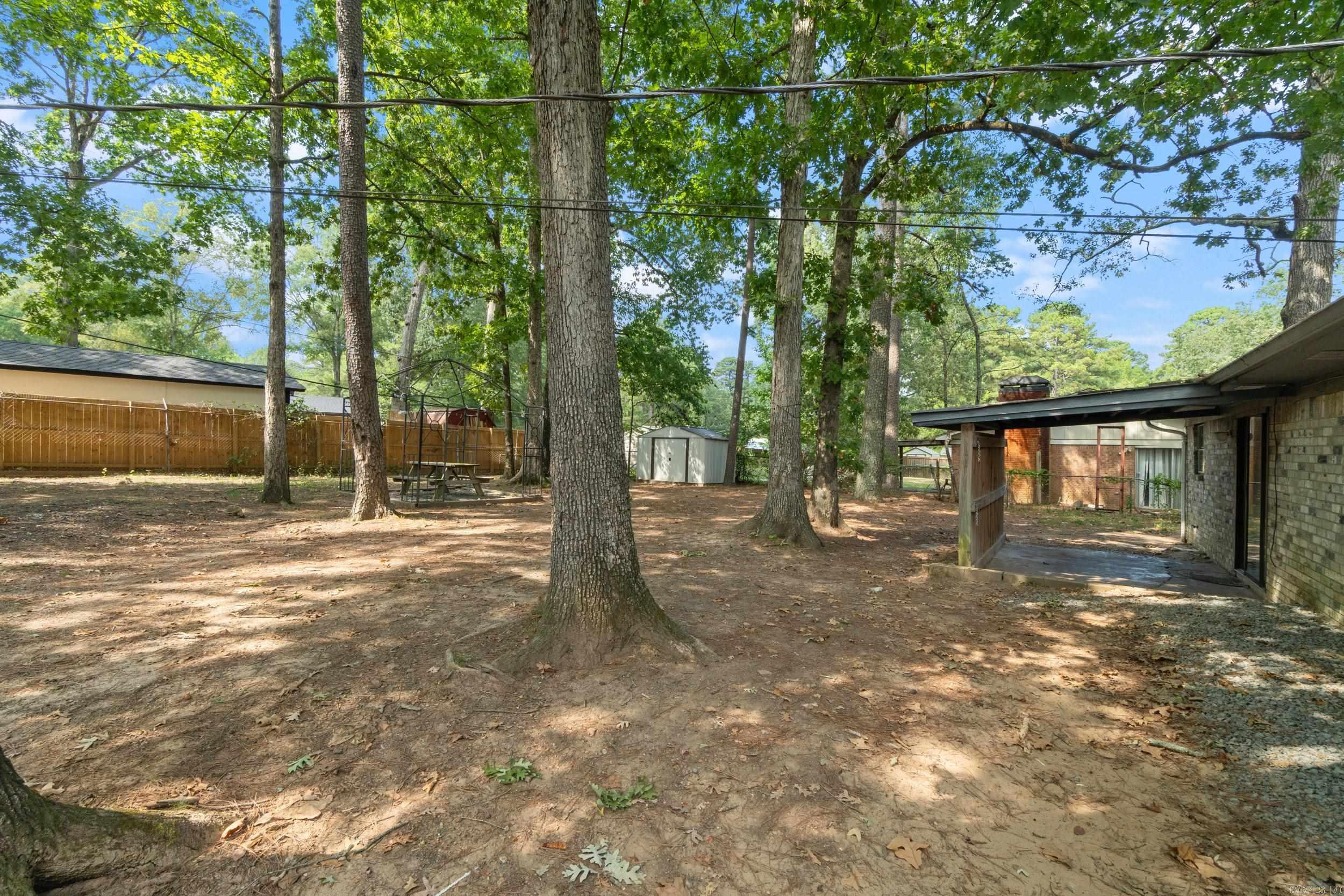 10200 Whispering Pine  Little Rock, AR