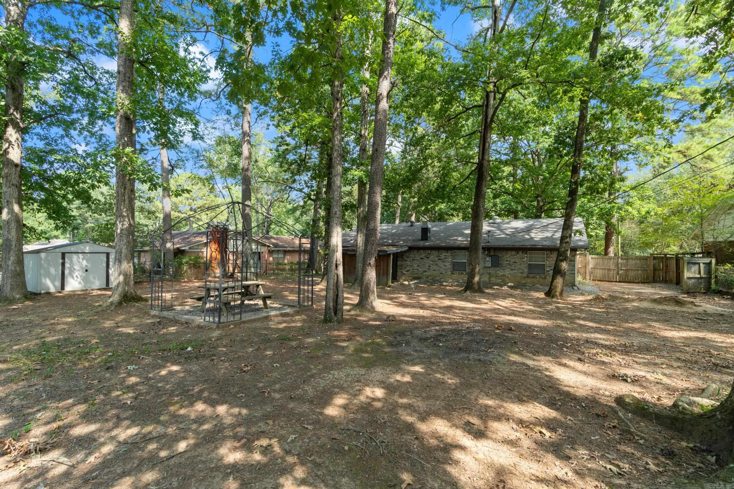 10200 Whispering Pine  Little Rock, AR