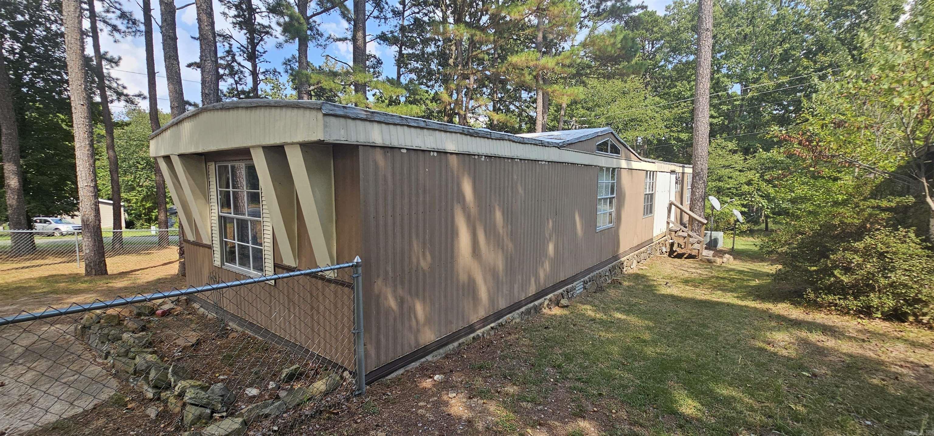 103 Chalet Circle  Fairfield Bay, AR