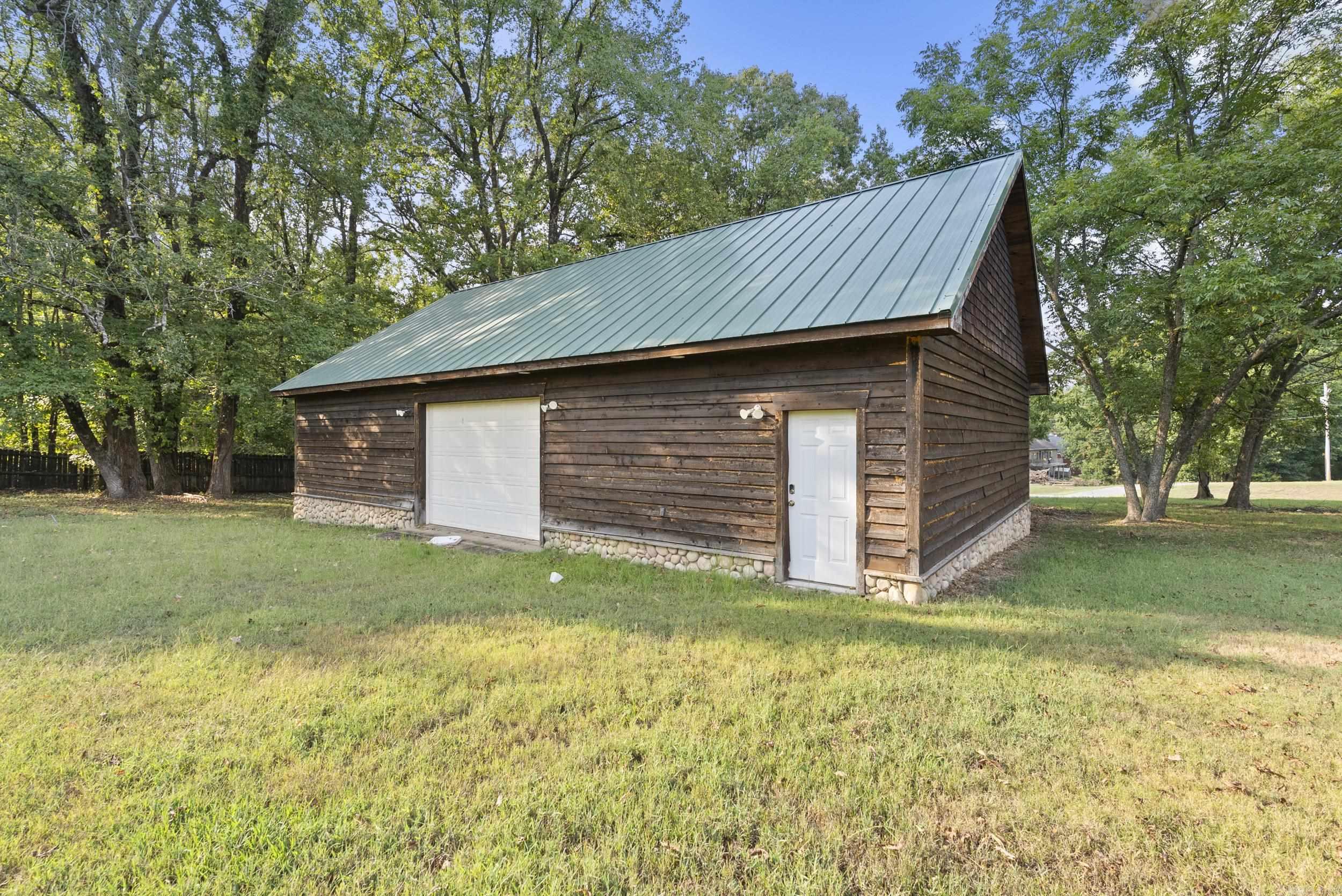 100 Plantation Ln  Batesville, AR