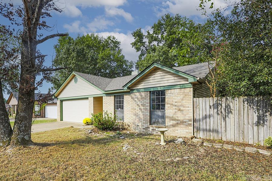 802 Lindy Cove  Bryant, AR