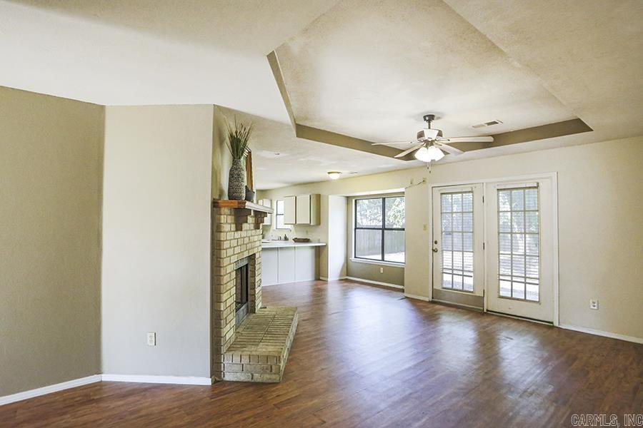 802 Lindy Cove  Bryant, AR