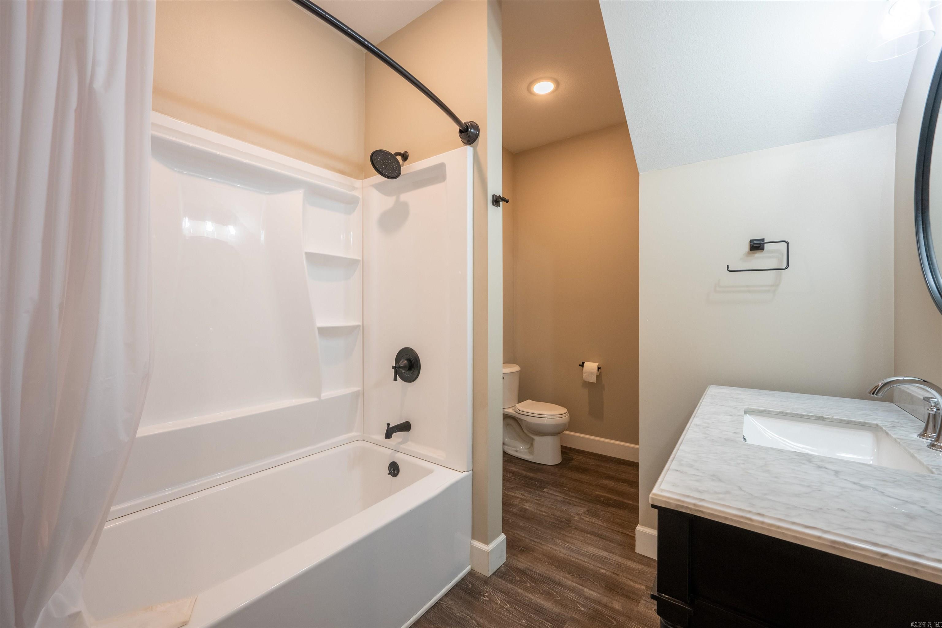100 E Maxville  Cave City, AR
