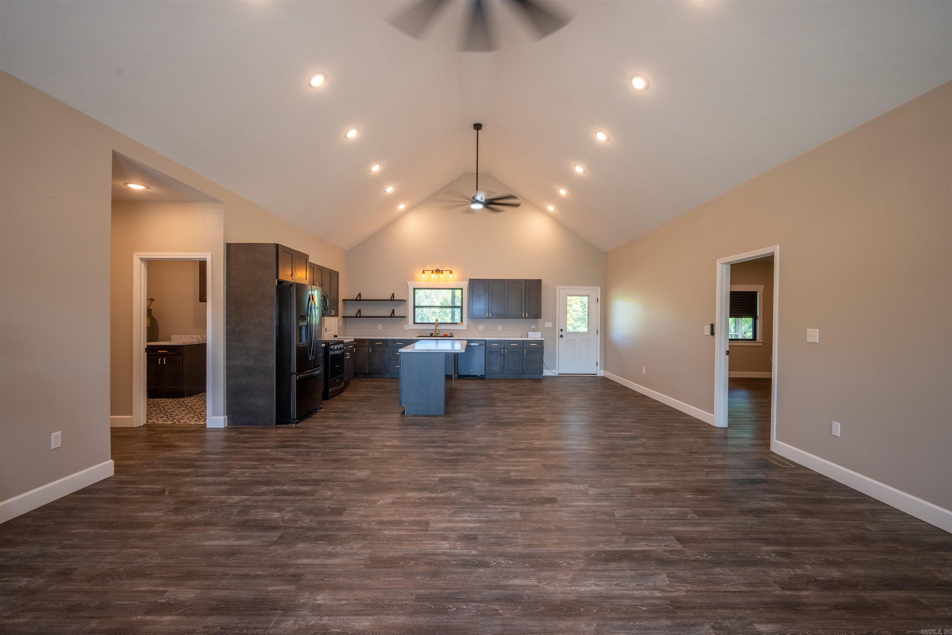 100 E Maxville  Cave City, AR