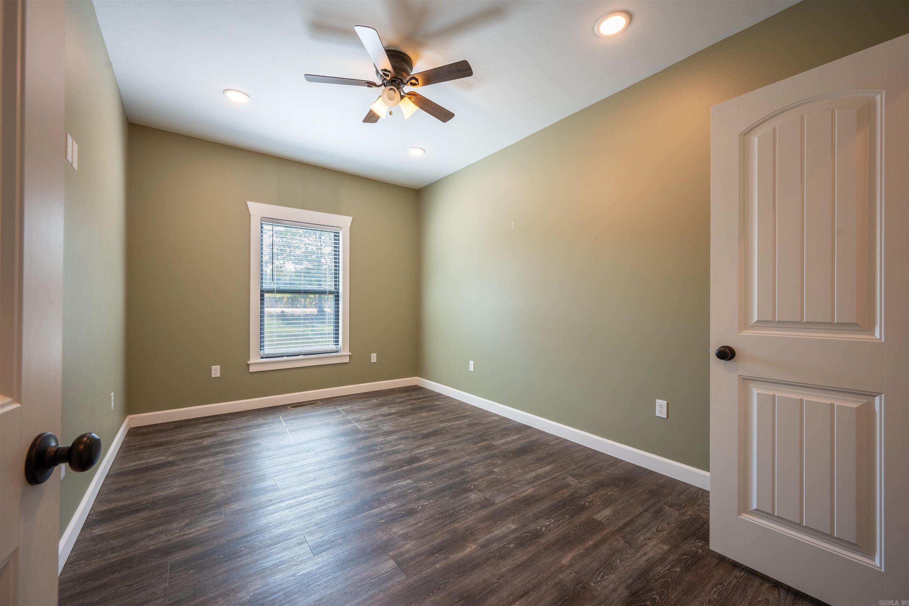 100 E Maxville  Cave City, AR