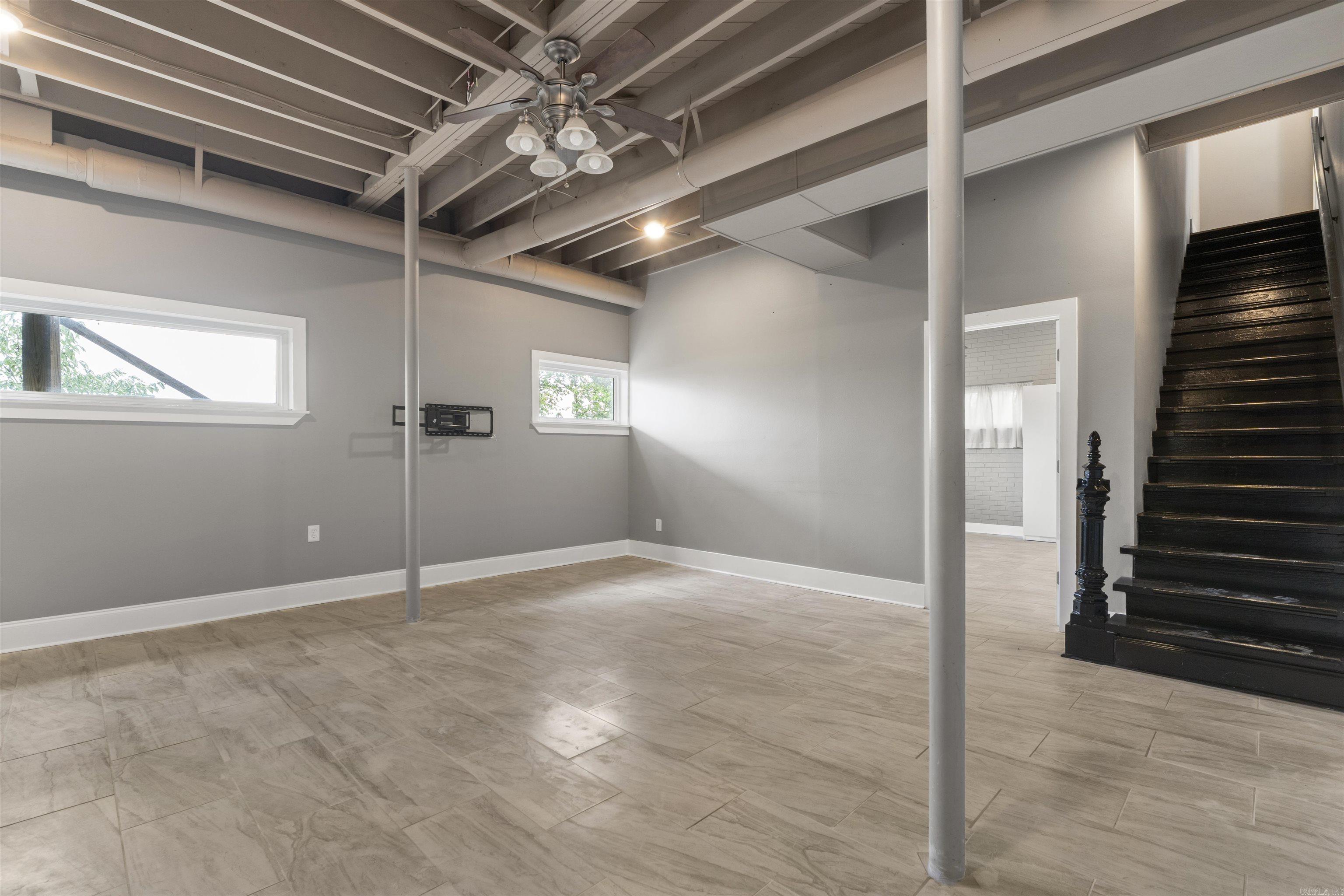 2012 Riverview Dr  Little Rock, AR