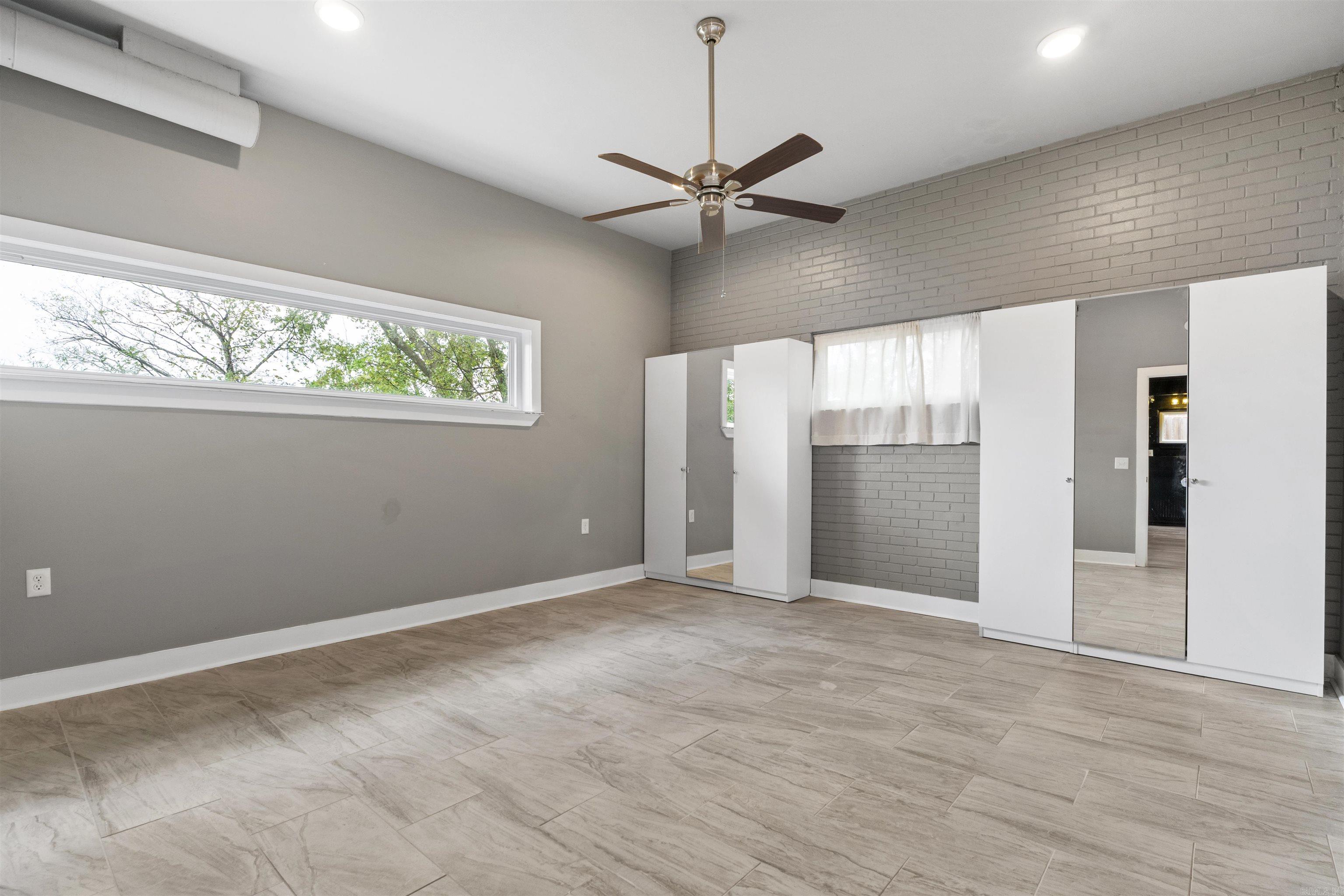 2012 Riverview Dr  Little Rock, AR
