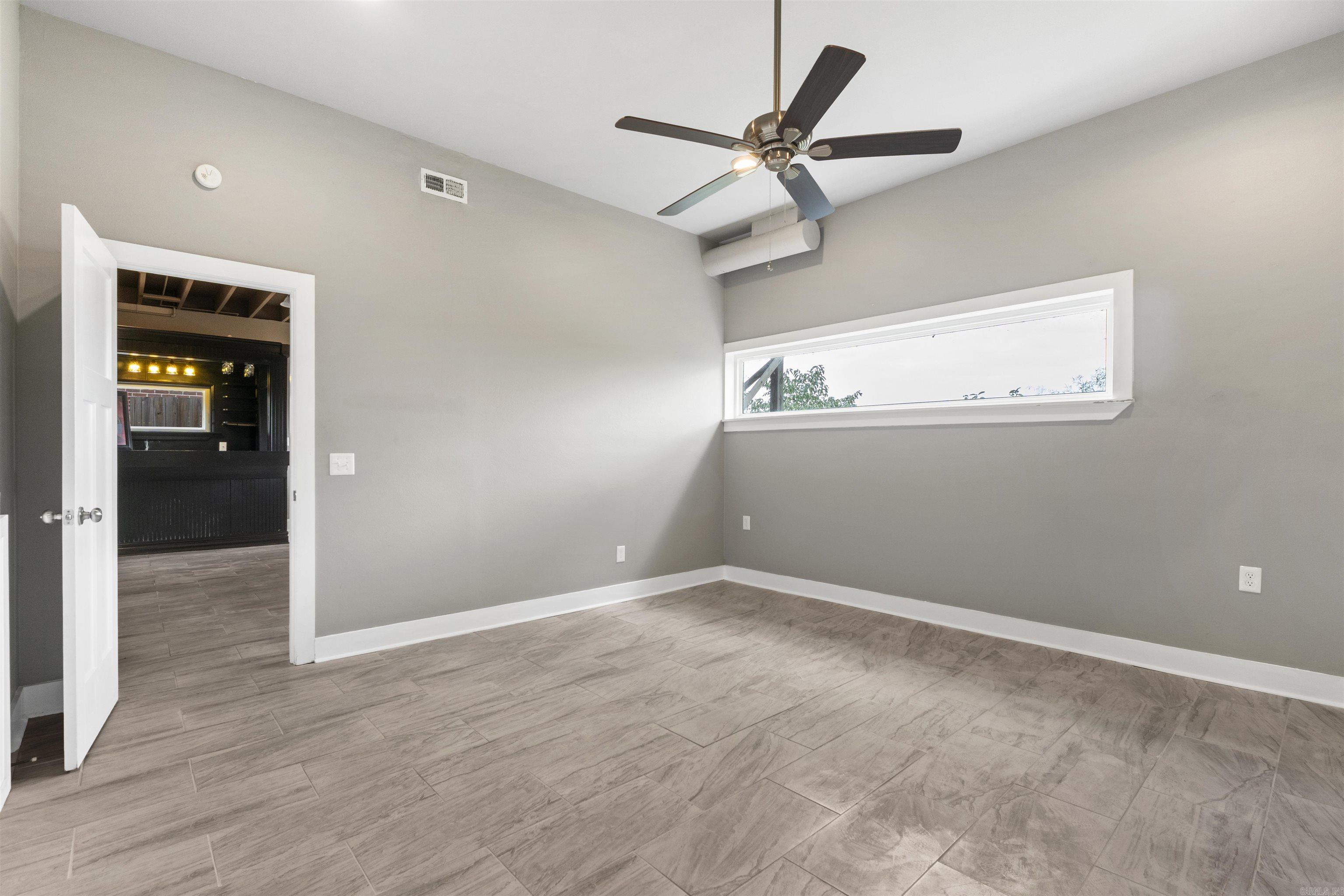 2012 Riverview Dr  Little Rock, AR