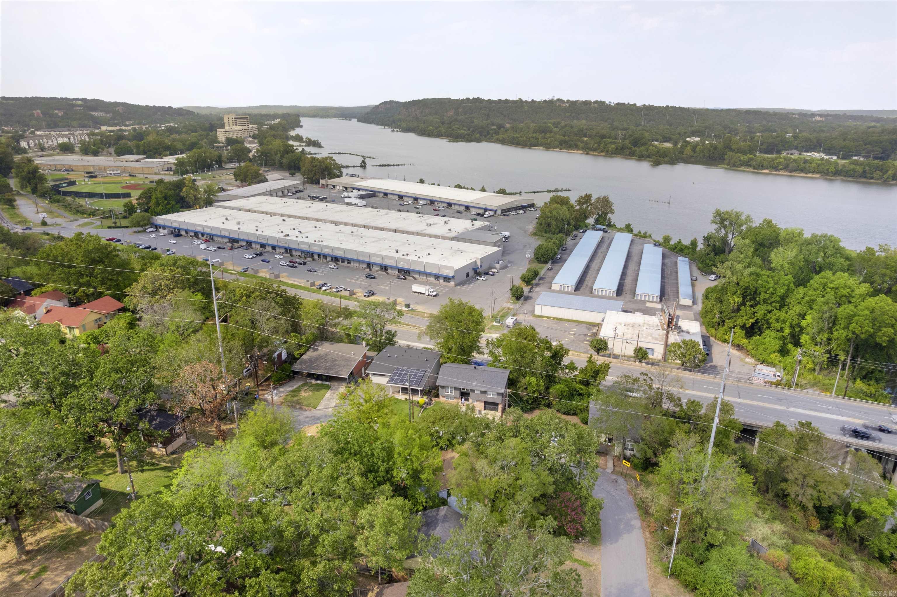 2012 Riverview Dr  Little Rock, AR