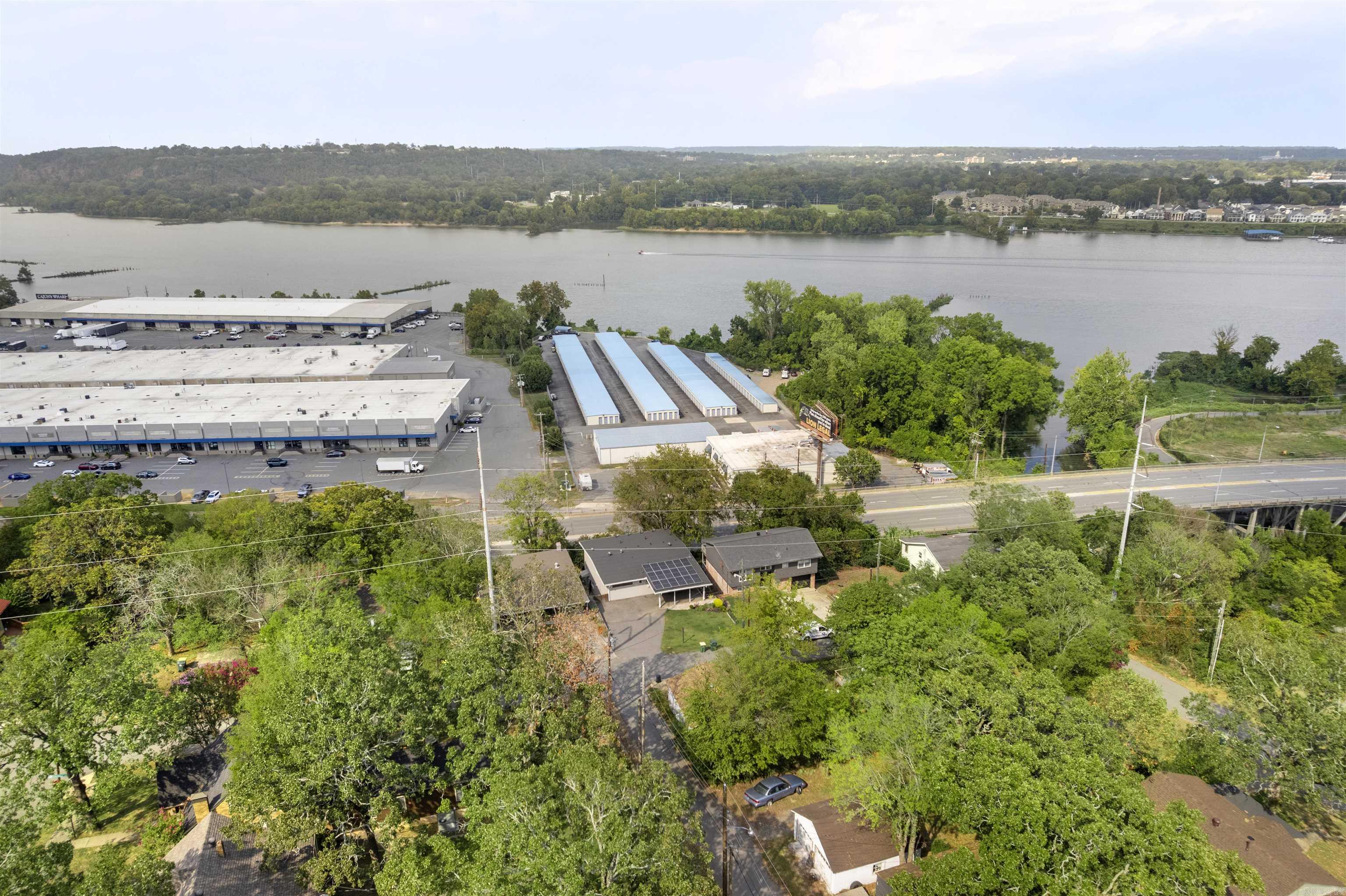 2012 Riverview Dr  Little Rock, AR
