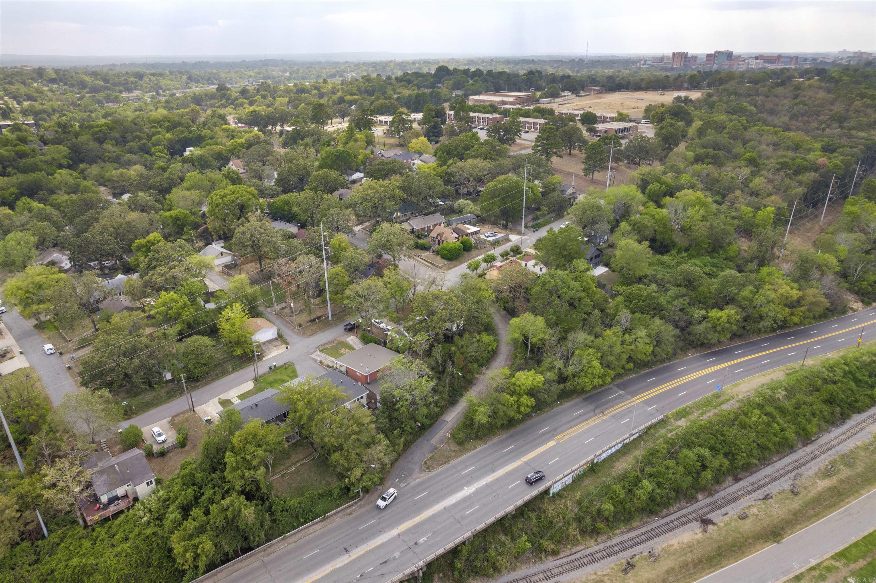2012 Riverview Dr  Little Rock, AR